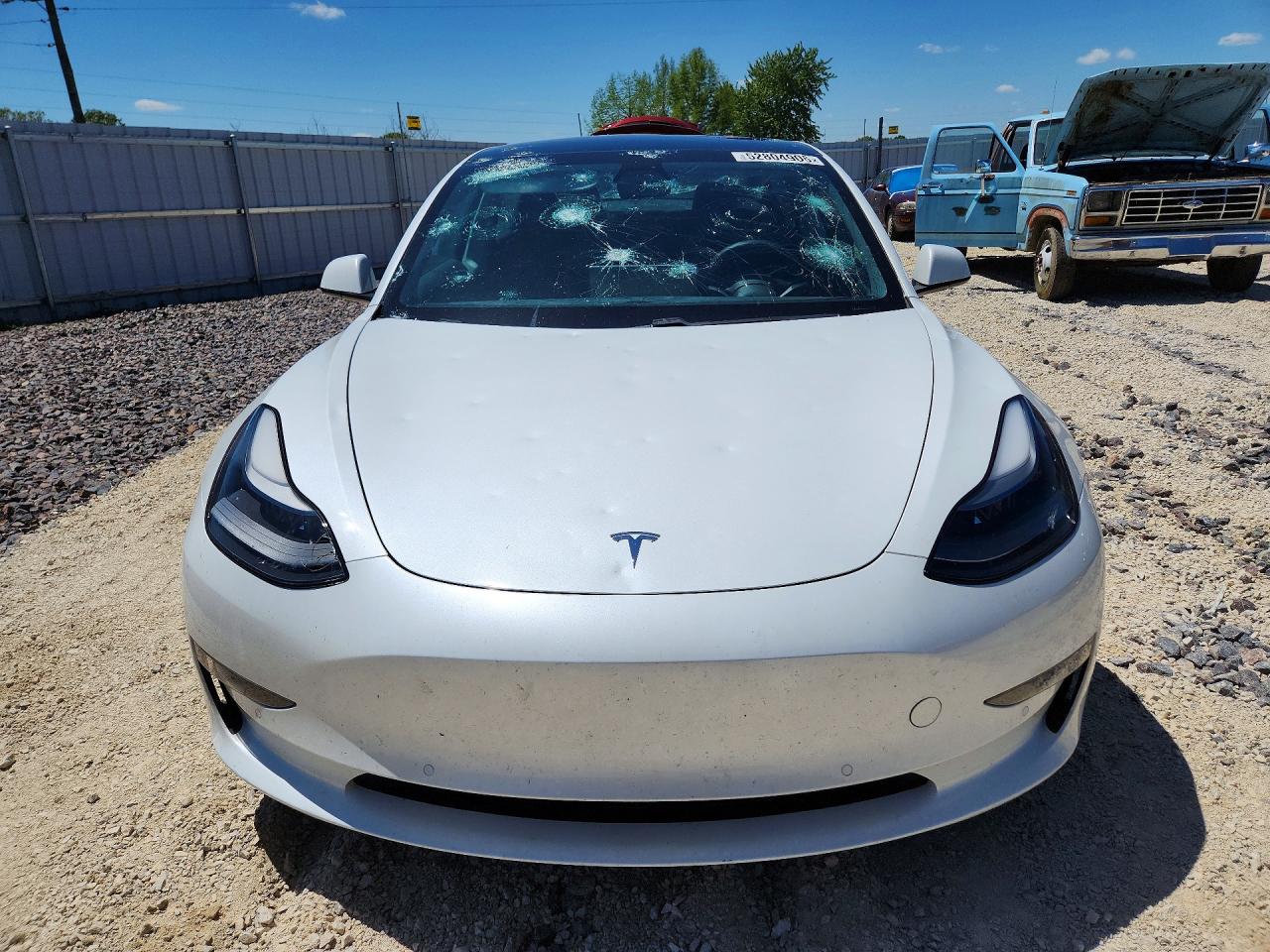 2021 Tesla Model 3 Белый vin: 5YJ3E1EA3MF017775