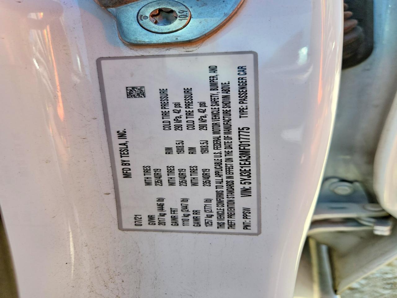 2021 Tesla Model 3 Белый vin: 5YJ3E1EA3MF017775