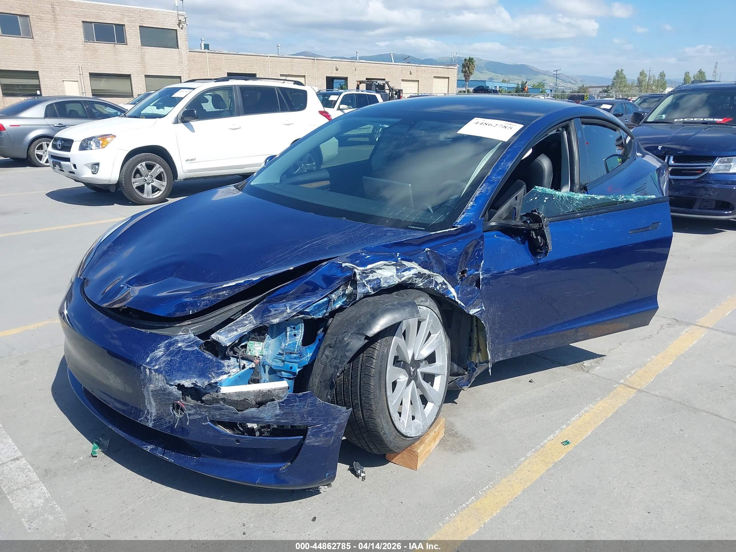 2022 Tesla Model 3 Rear-wheel Drive Синий vin: 5YJ3E1EA3NF143202