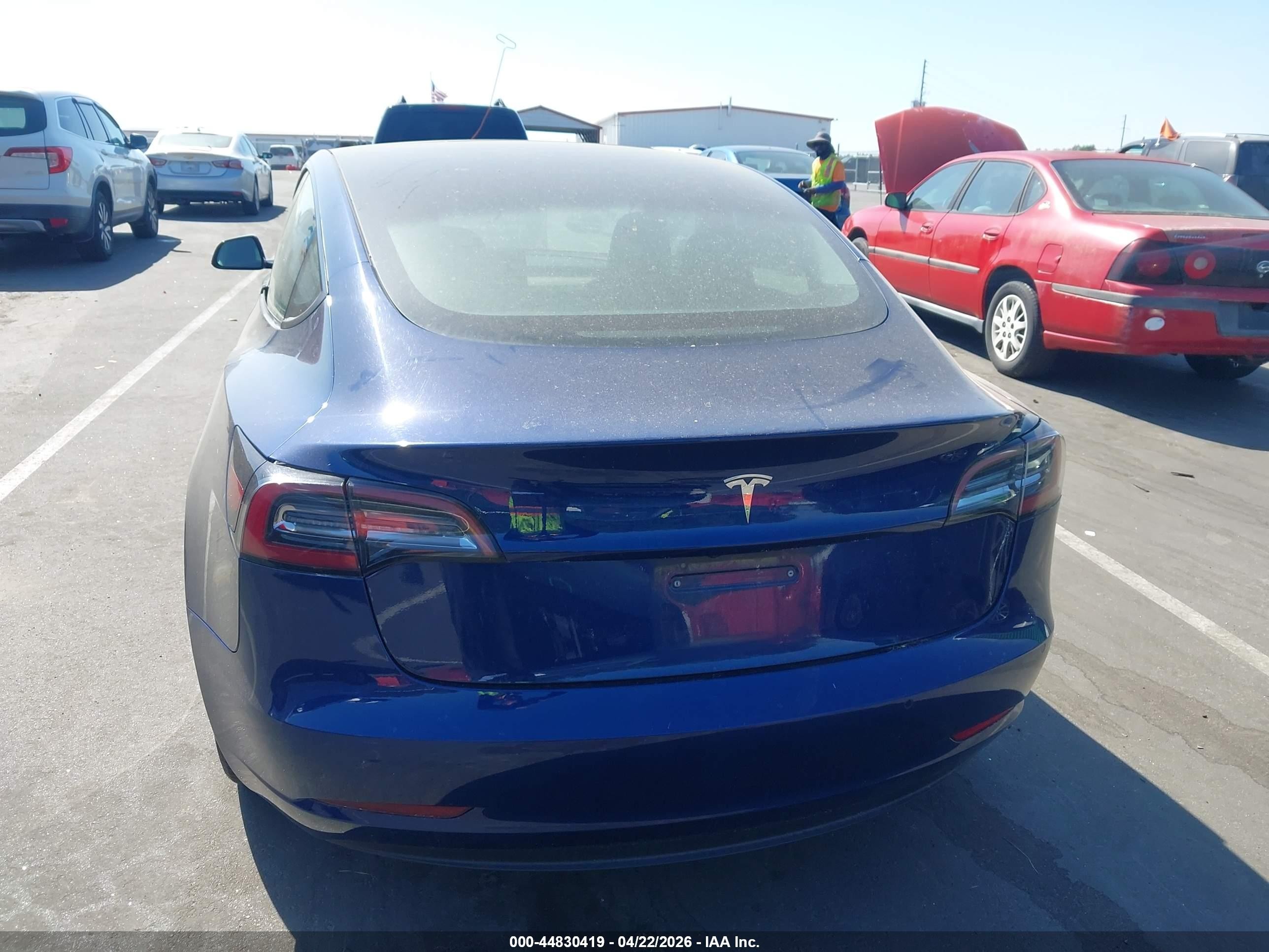 2022 Tesla Model 3 Rear-wheel Drive Dark Blue vin: 5YJ3E1EA3NF322792