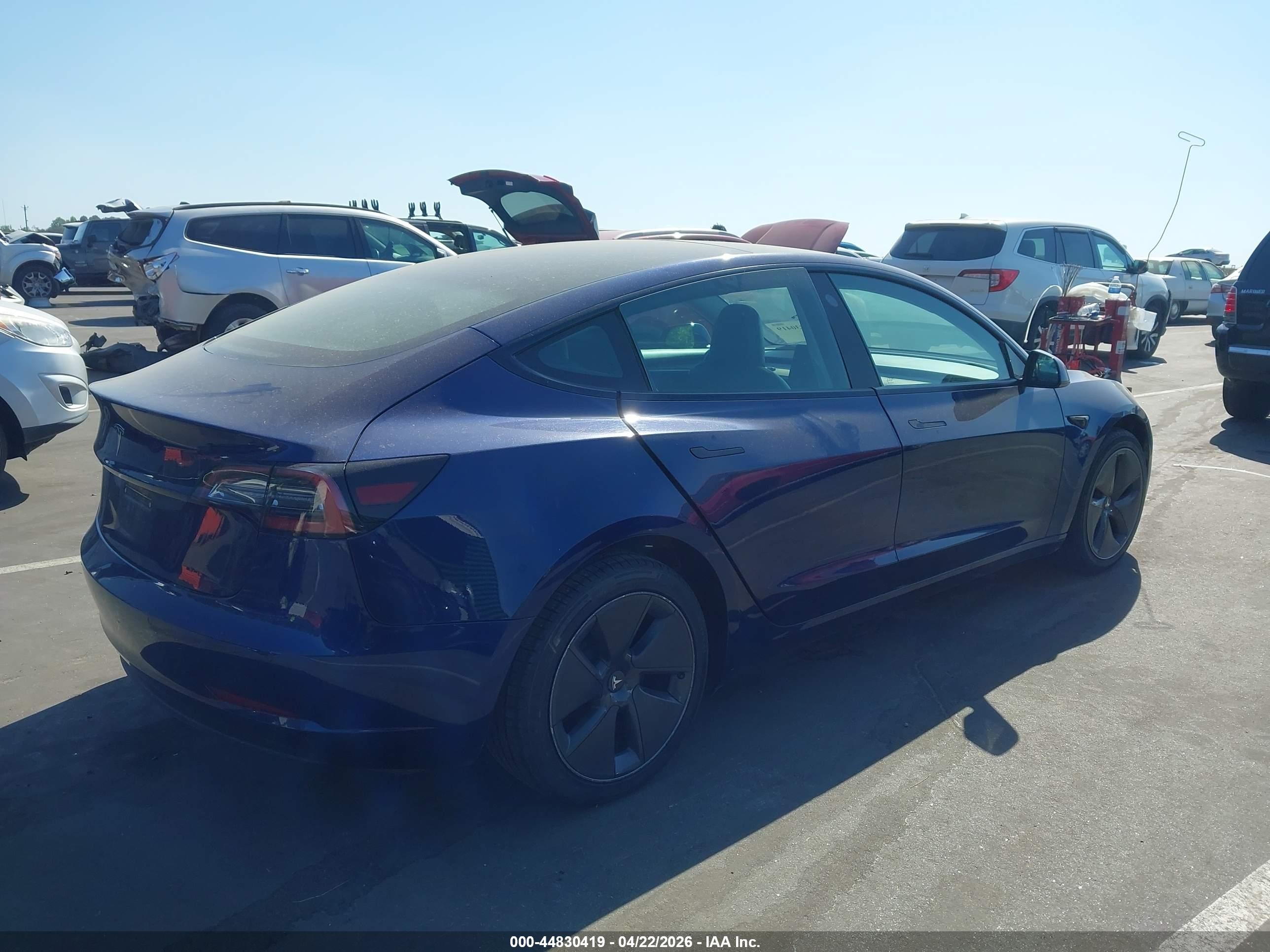 2022 Tesla Model 3 Rear-wheel Drive Dark Blue vin: 5YJ3E1EA3NF322792