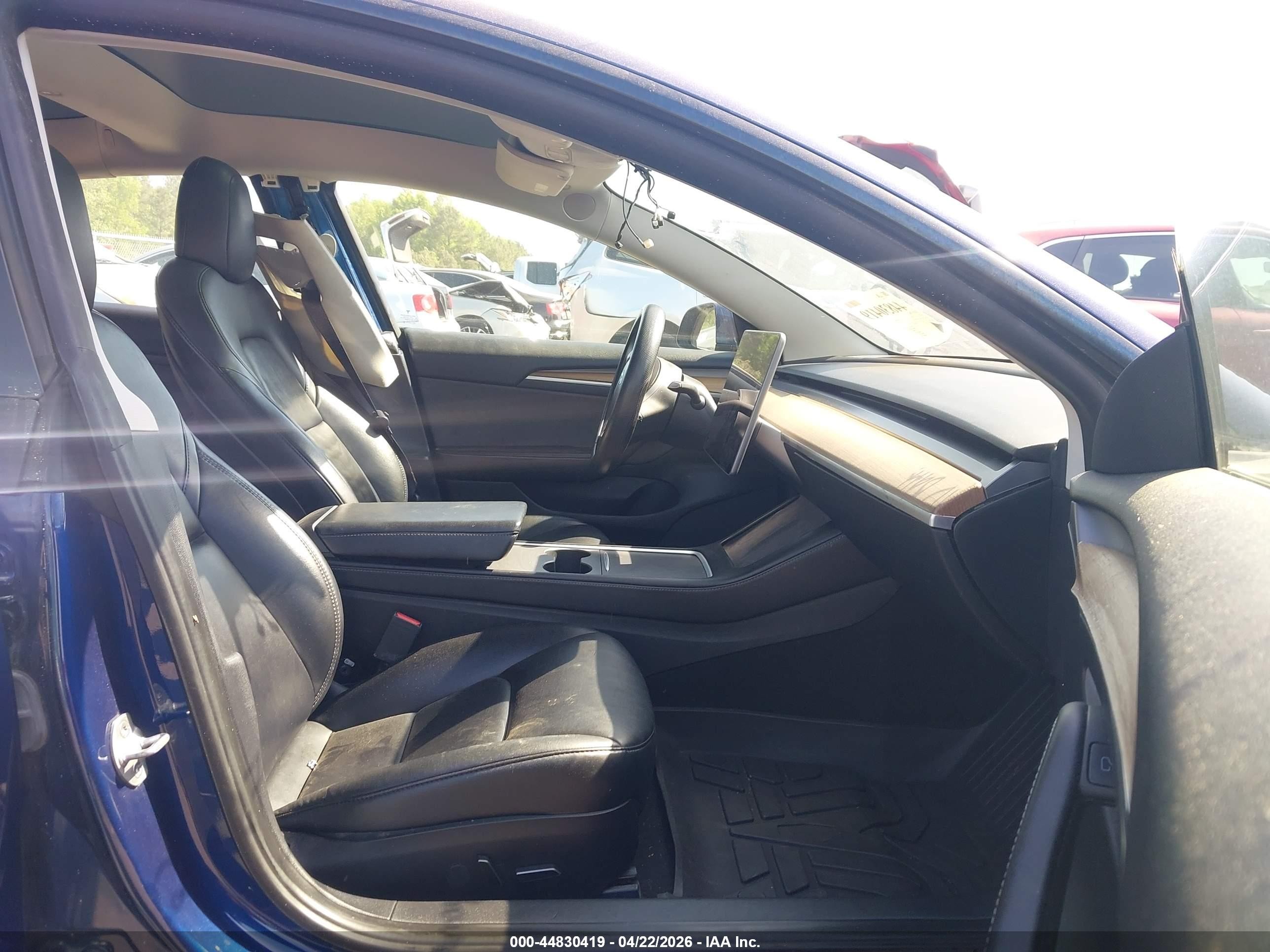 2022 Tesla Model 3 Rear-wheel Drive Dark Blue vin: 5YJ3E1EA3NF322792
