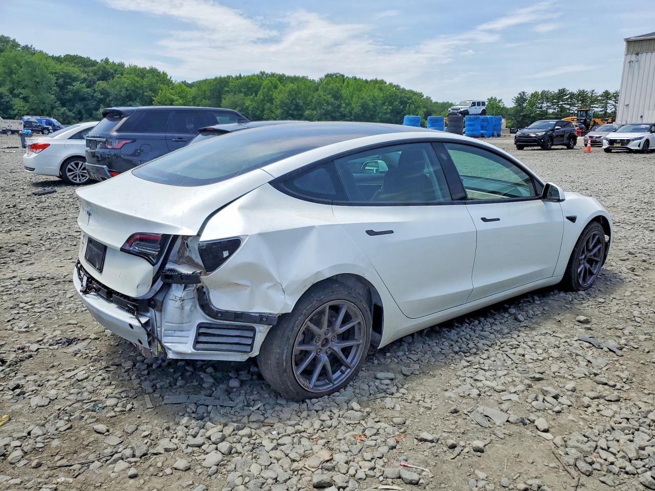 2023 Tesla Model 3 Белый vin: 5YJ3E1EA3PF476129