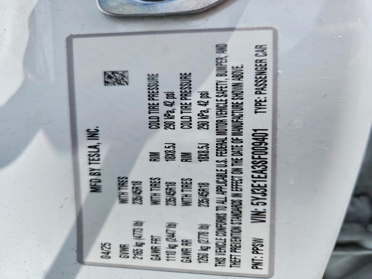 2025 Tesla Model 3 White vin: 5YJ3E1EA3SF009401