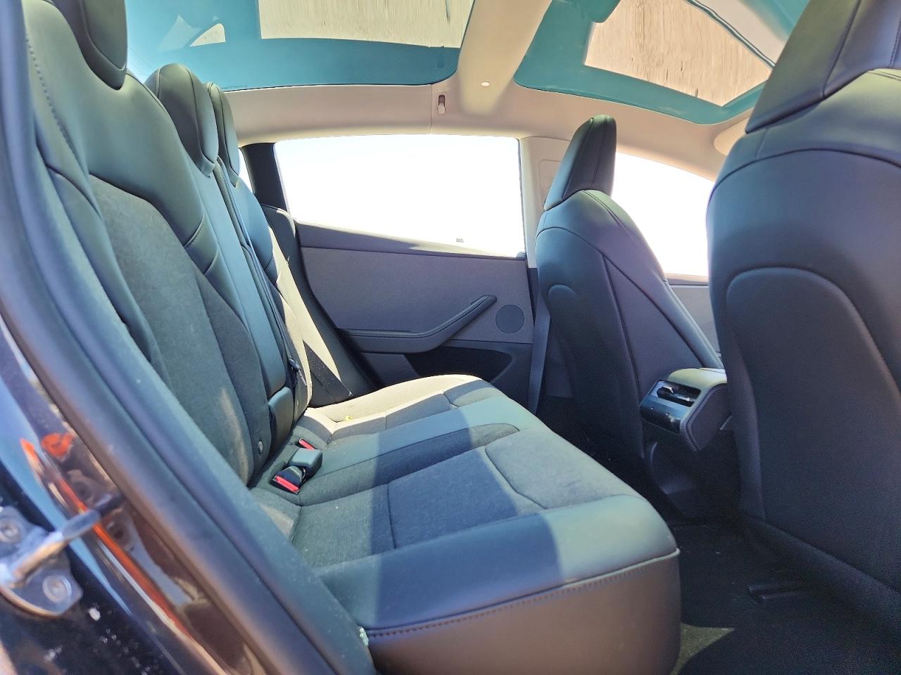 2025 Tesla Model 3 Gray vin: 5YJ3E1EA3SF134530