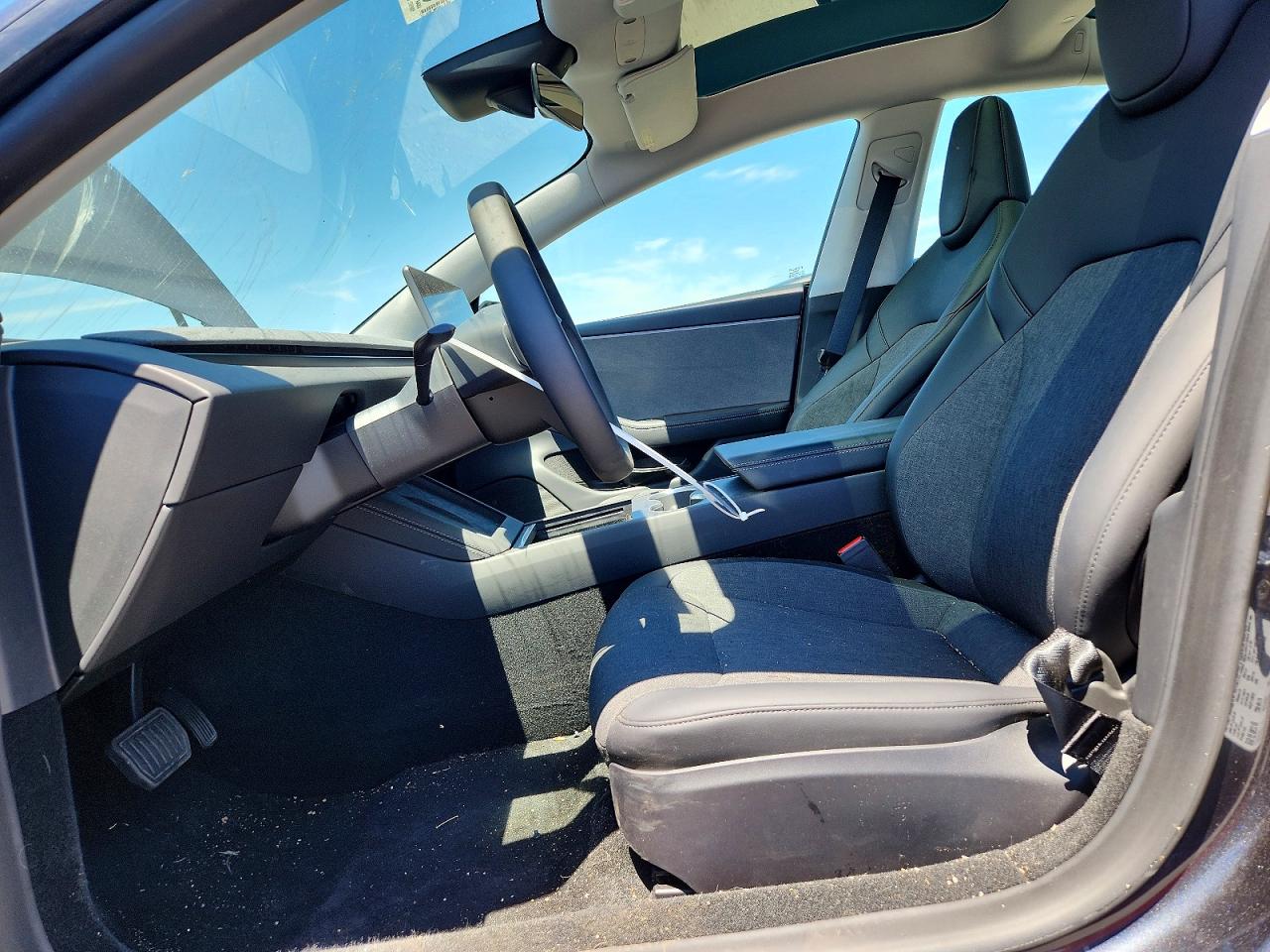 2025 Tesla Model 3 Gray vin: 5YJ3E1EA3SF134530