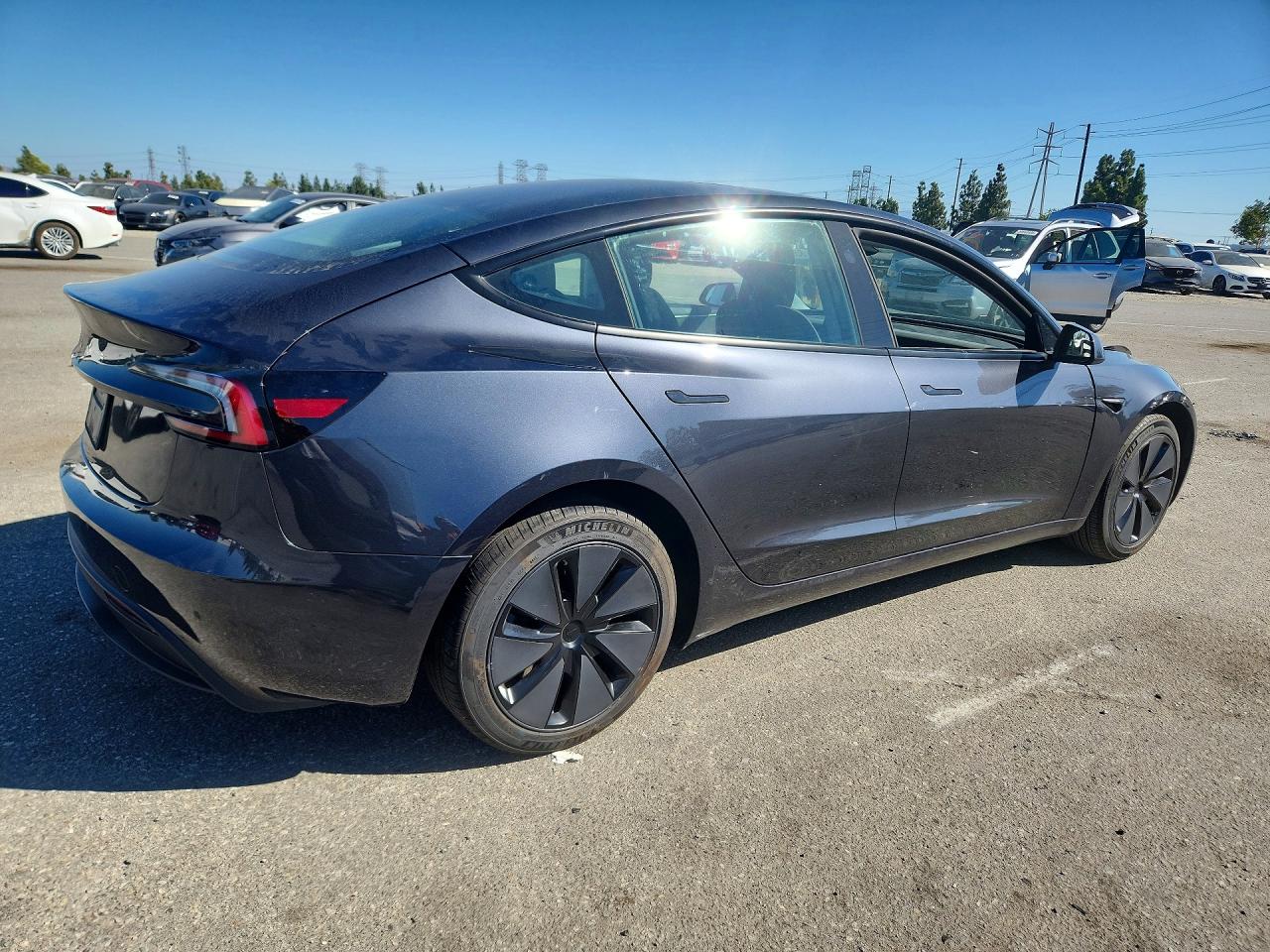 2025 Tesla Model 3 Charcoal vin: 5YJ3E1EA5SF004152