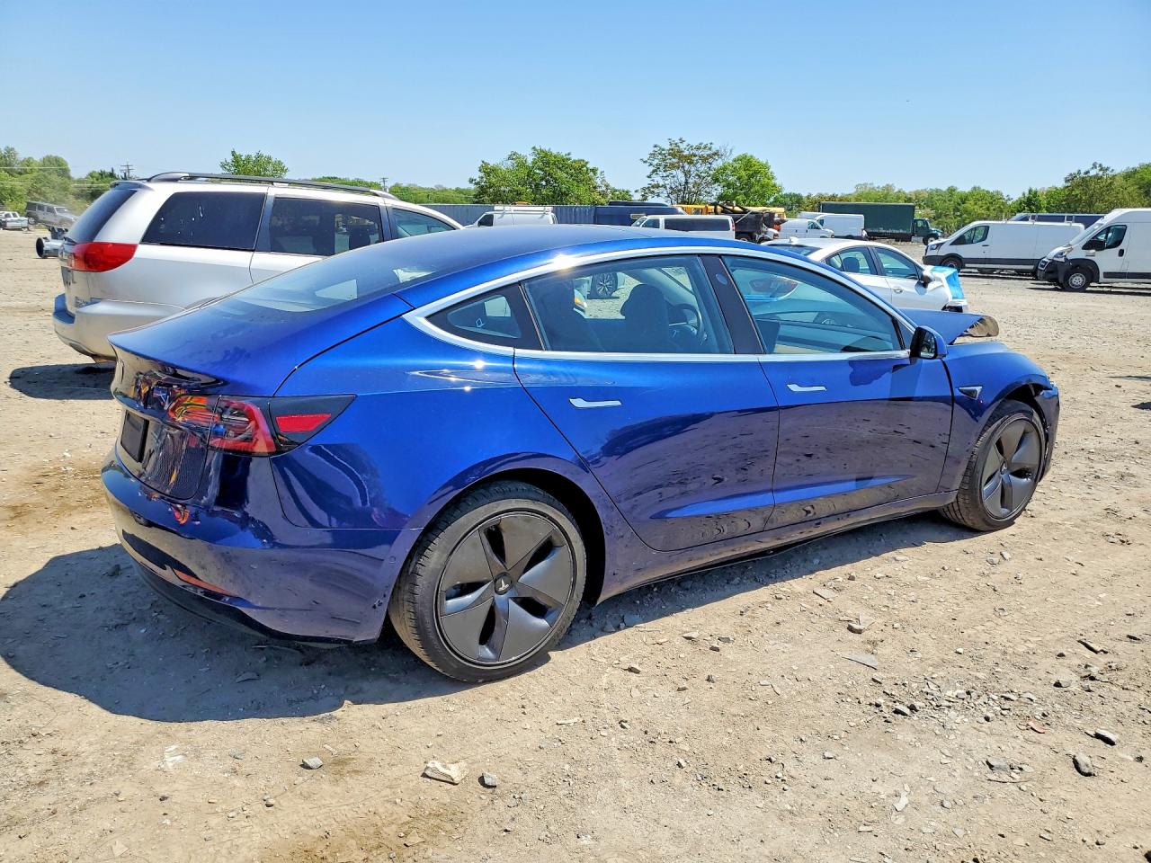 2018 Tesla Model 3 Blue vin: 5YJ3E1EA6JF031861
