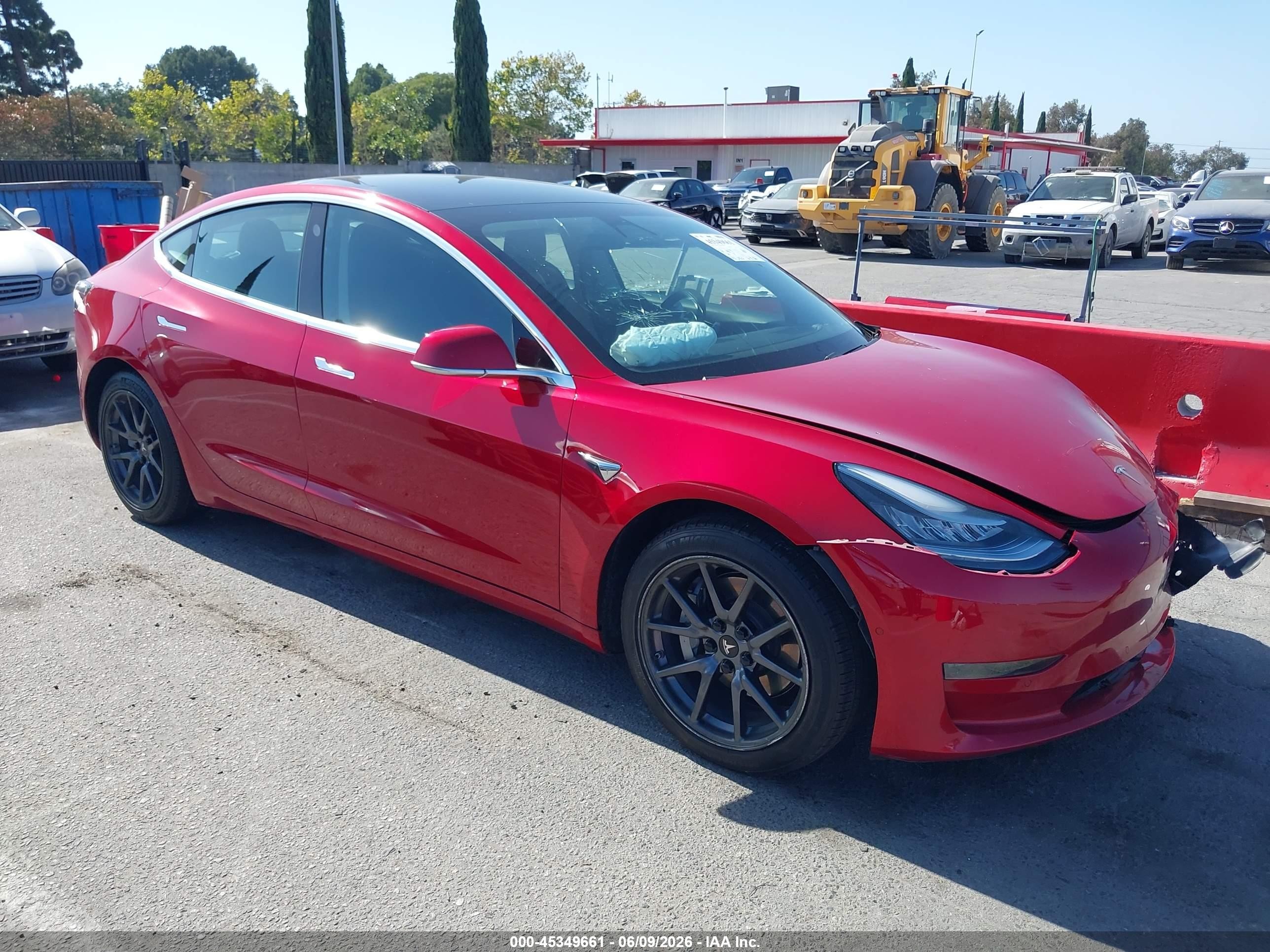 2020 Tesla Model 3 Standard Range Plus Rear-wheel Drive/standard Range Rear-wheel Drive Red vin: 5YJ3E1EA6LF804623