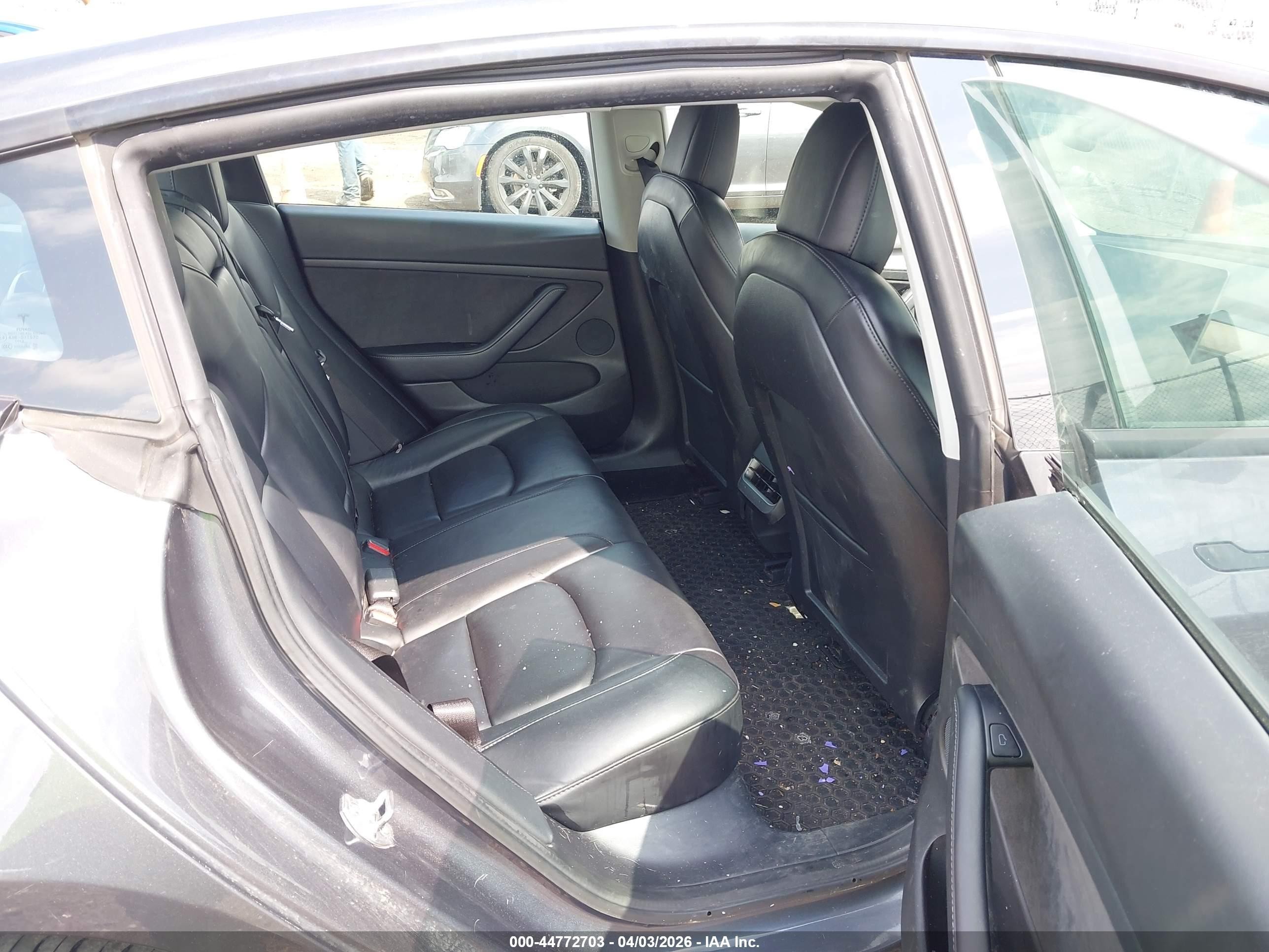 2021 Tesla Model 3 Standard Range Plus Rear-wheel Drive Gray vin: 5YJ3E1EA6MF095502