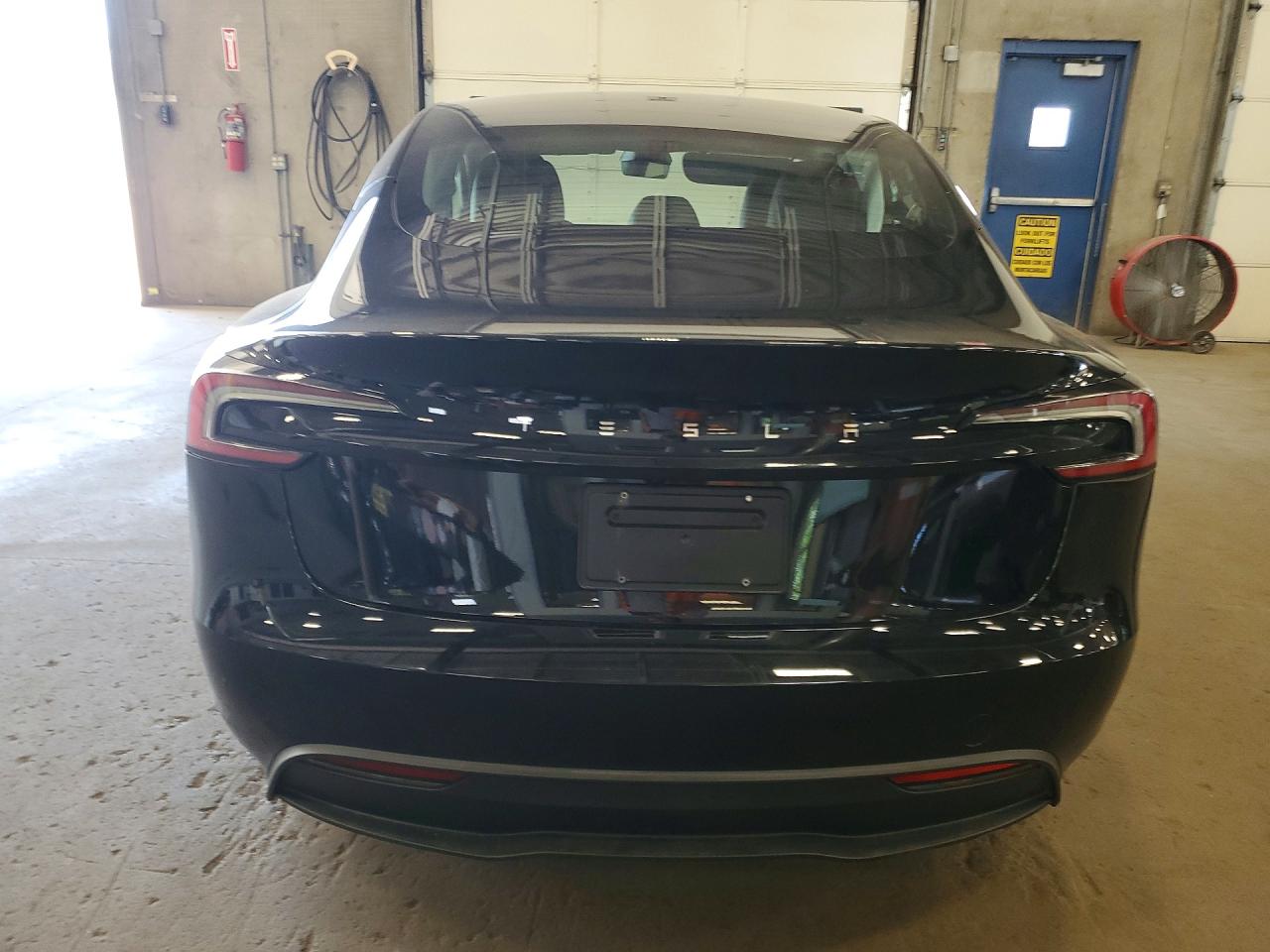 2025 Tesla Model 3 Черный vin: 5YJ3E1EA6SF005732
