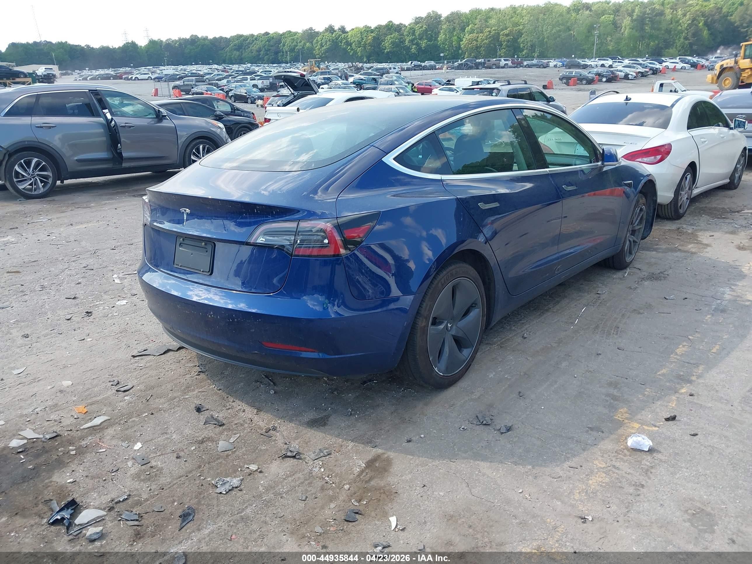 2019 Tesla Model 3 Long Range/mid Range/standard Range/standard Range Plus Синий vin: 5YJ3E1EA7KF317378