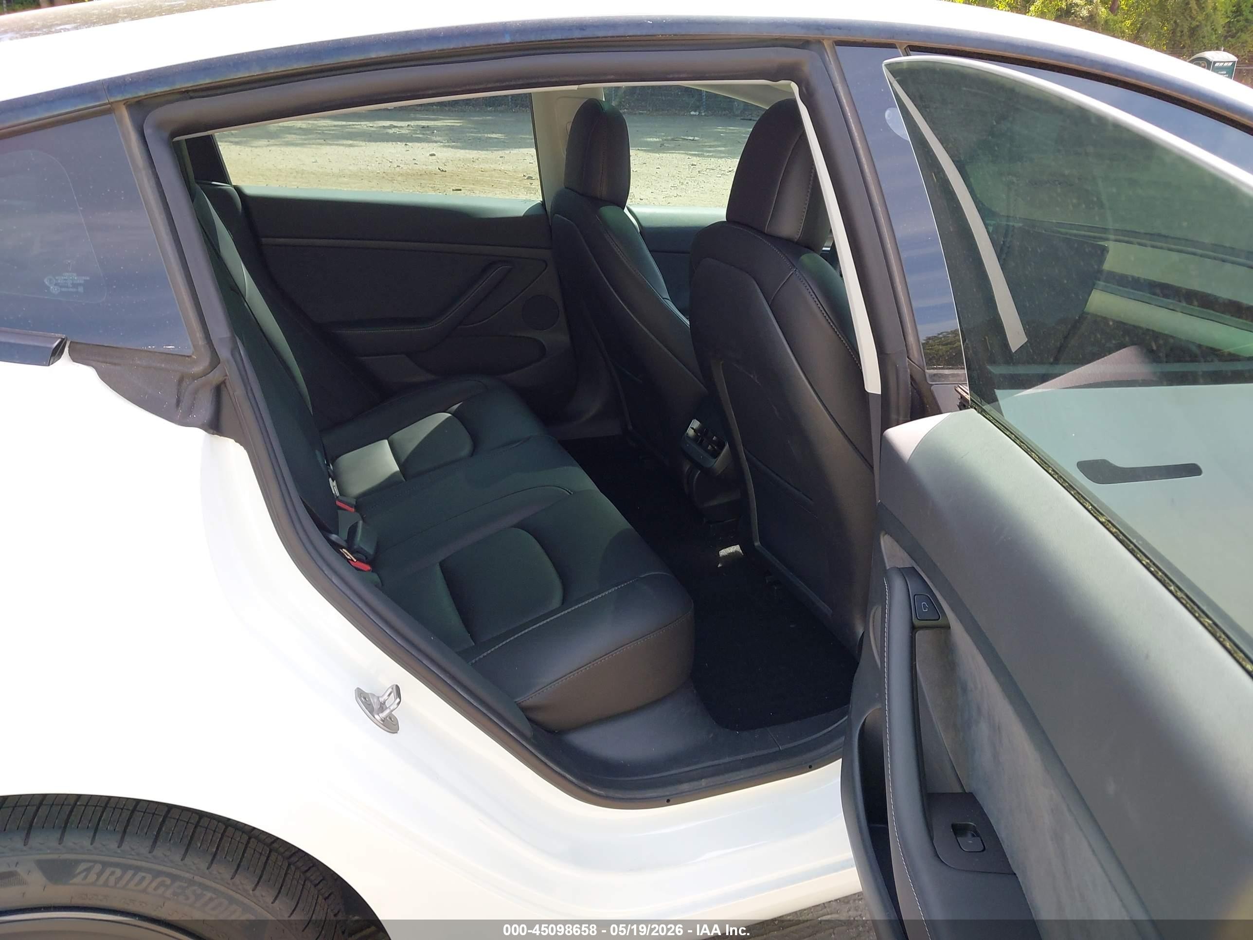 2022 Tesla Model 3 Rear-wheel Drive Белый vin: 5YJ3E1EA7NF331771
