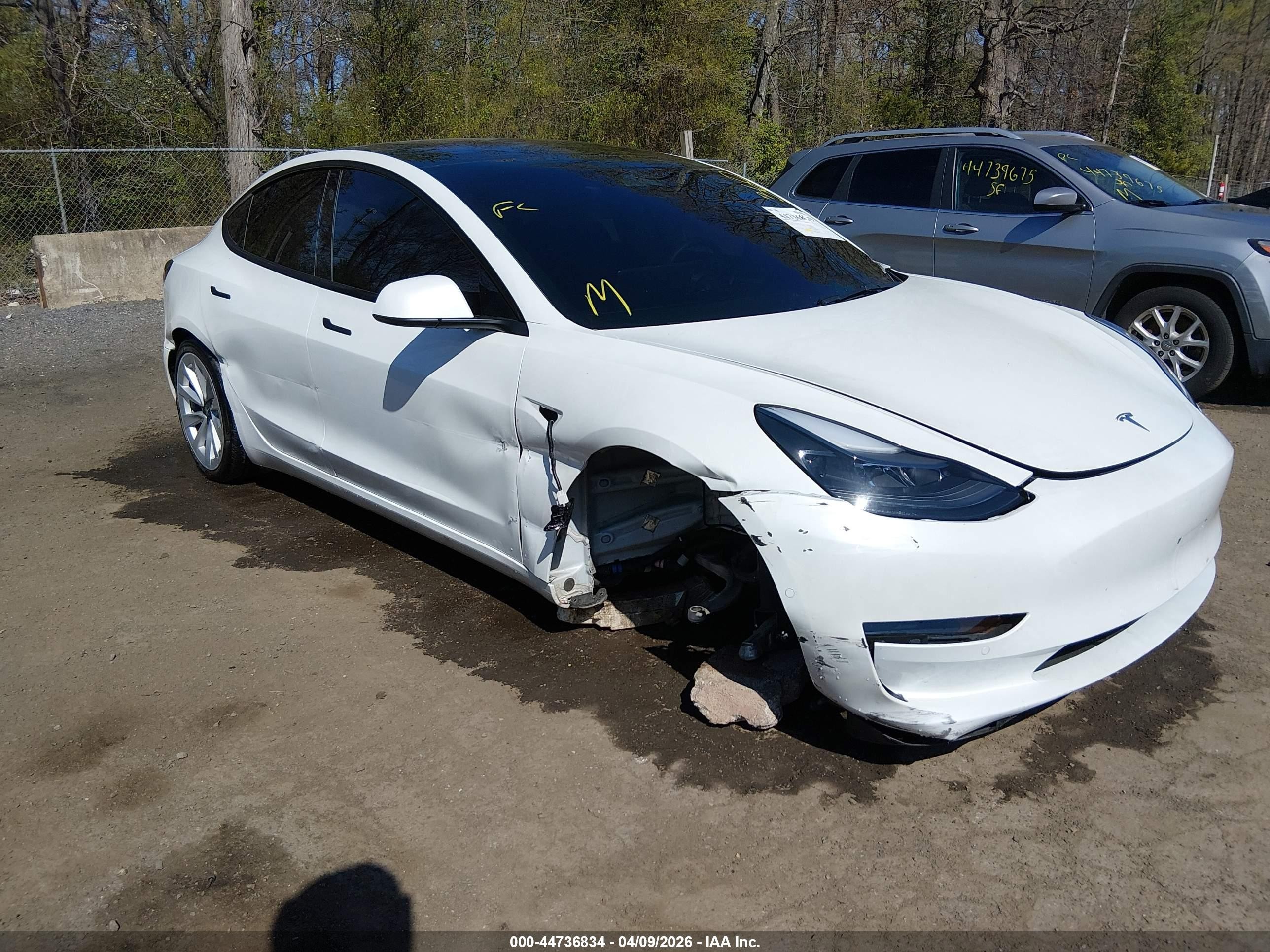 2022 Tesla Model 3 Rear-wheel Drive Белый vin: 5YJ3E1EA7NF352894