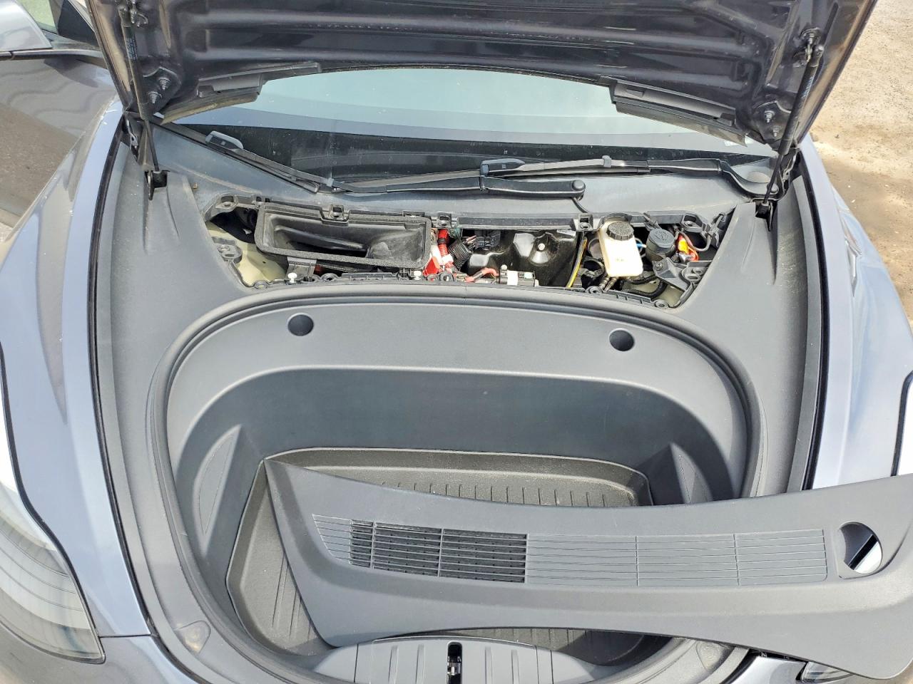 2023 Tesla Model 3 Серый vin: 5YJ3E1EA7PF511593