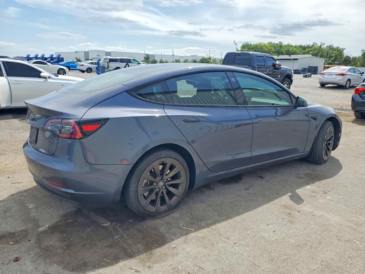 2023 Tesla Model 3 Серый vin: 5YJ3E1EA7PF511593
