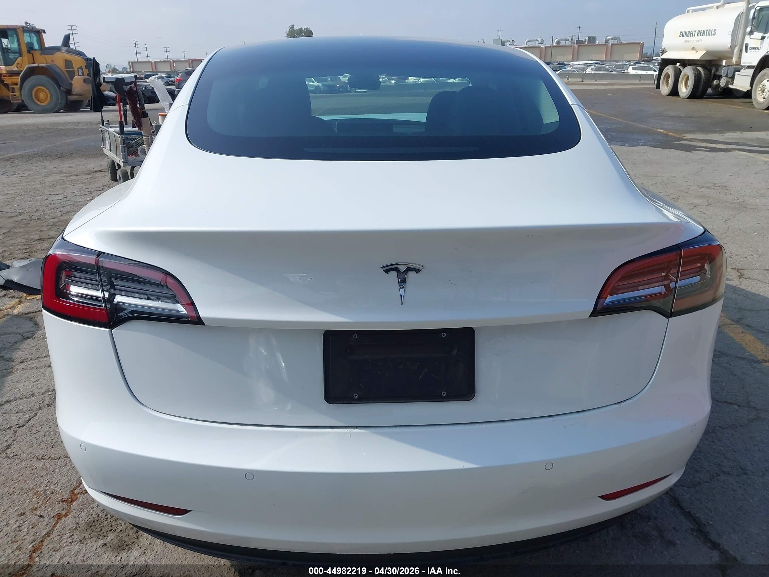 2022 Tesla Model 3 Rear-wheel Drive Белый vin: 5YJ3E1EA8NF332461