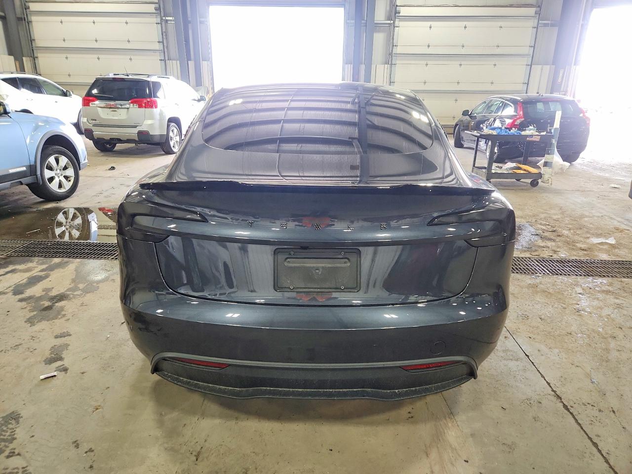 2025 Tesla Model 3 Gray vin: 5YJ3E1EA8SF040059