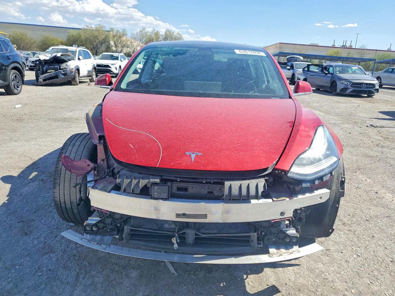 2019 Tesla Model 3 Red vin: 5YJ3E1EA9KF447193