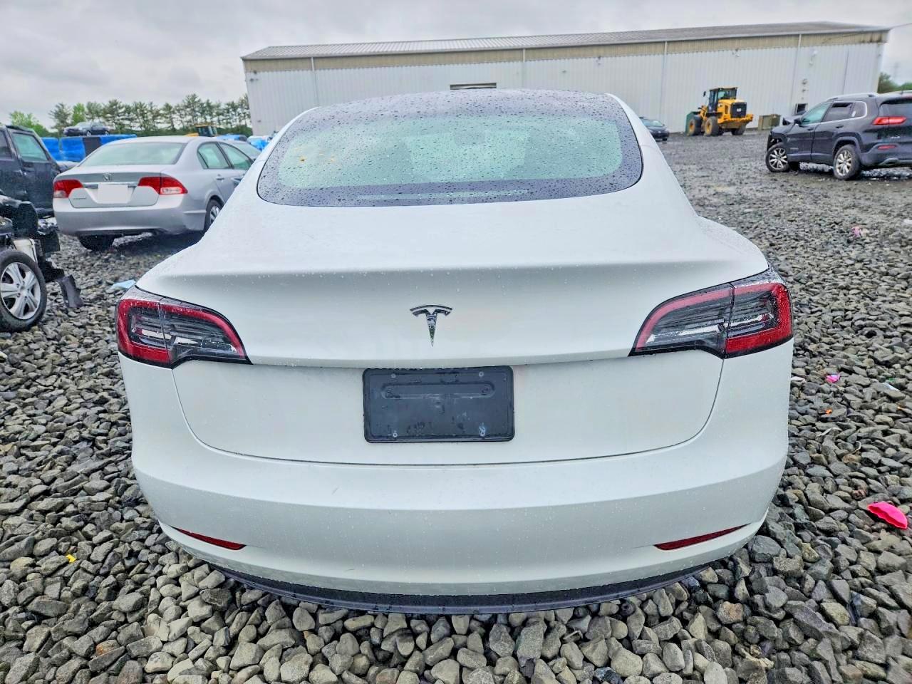 2023 Tesla Model 3 Белый vin: 5YJ3E1EA9PF574596