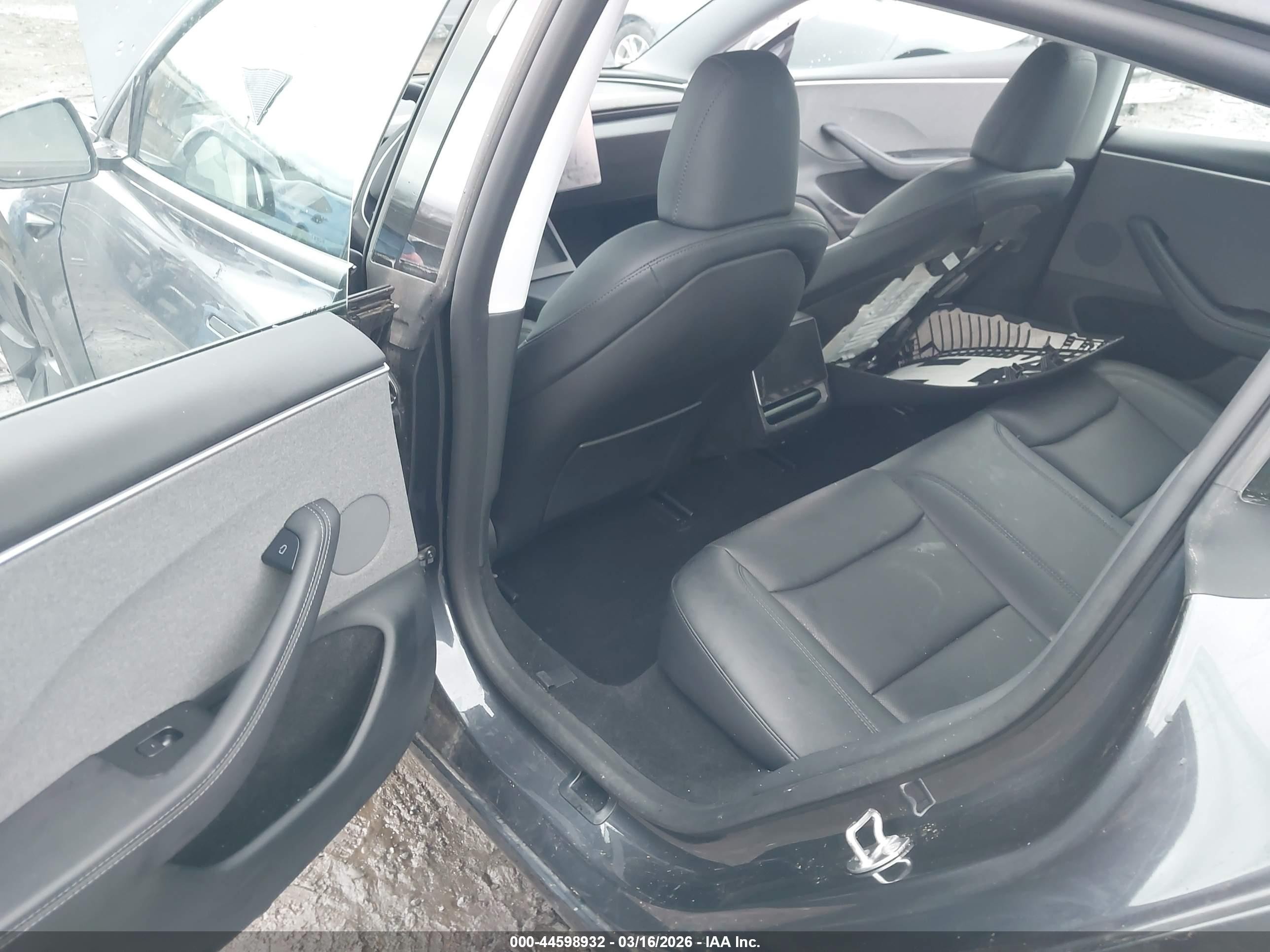 2025 Tesla Model 3 Long Range Rear-wheel Drive/standard Rear-wheel Drive Серый vin: 5YJ3E1EA9SF969936