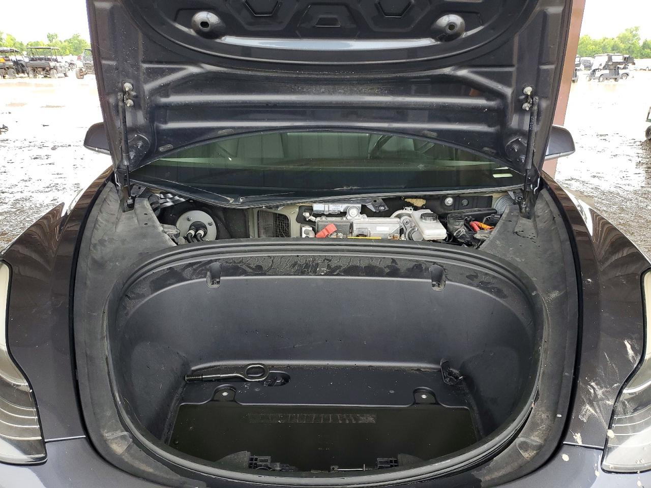 2018 Tesla Model 3 Gray vin: 5YJ3E1EAXJF009474