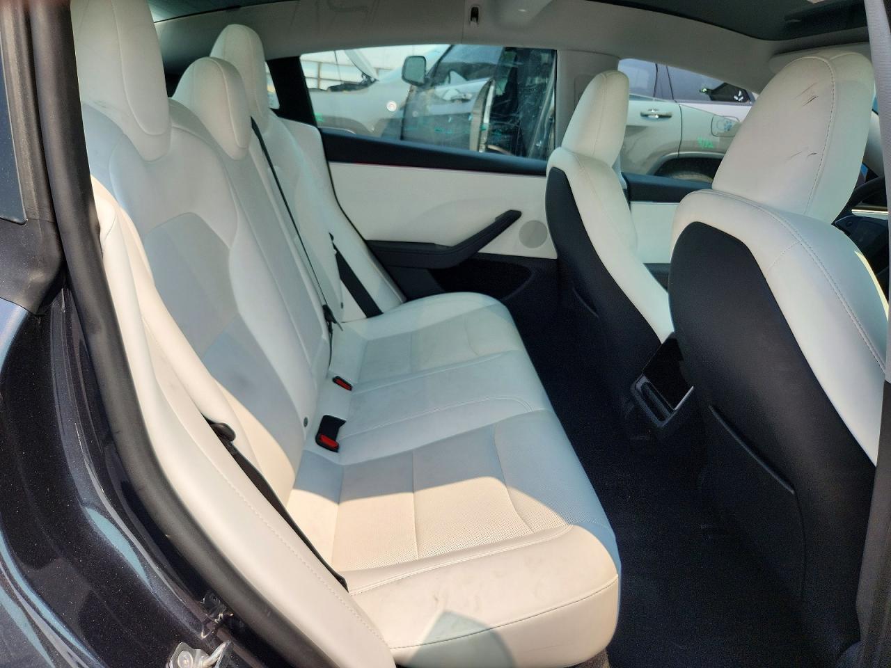 2024 Tesla Model 3 Gray vin: 5YJ3E1EAXRF849251