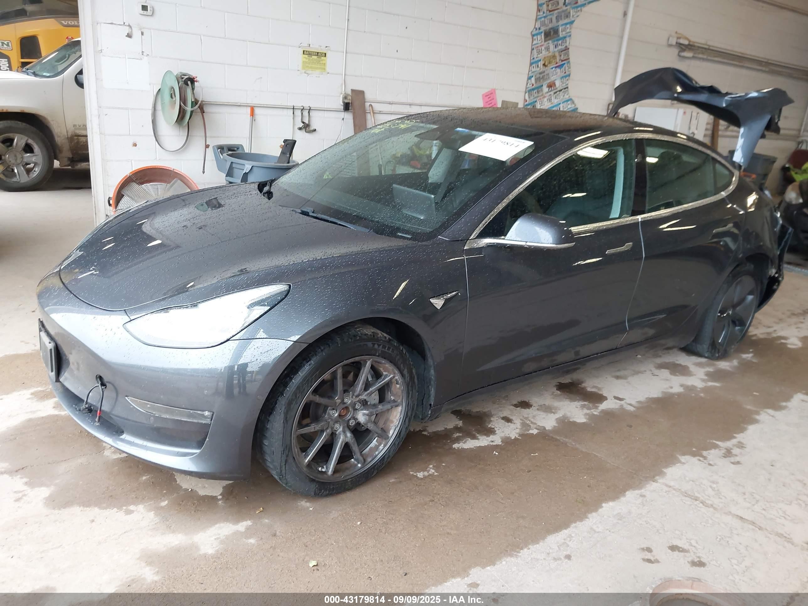 2018 Tesla Model 3 Long Range/performance Серый vin: 5YJ3E1EB0JF119149