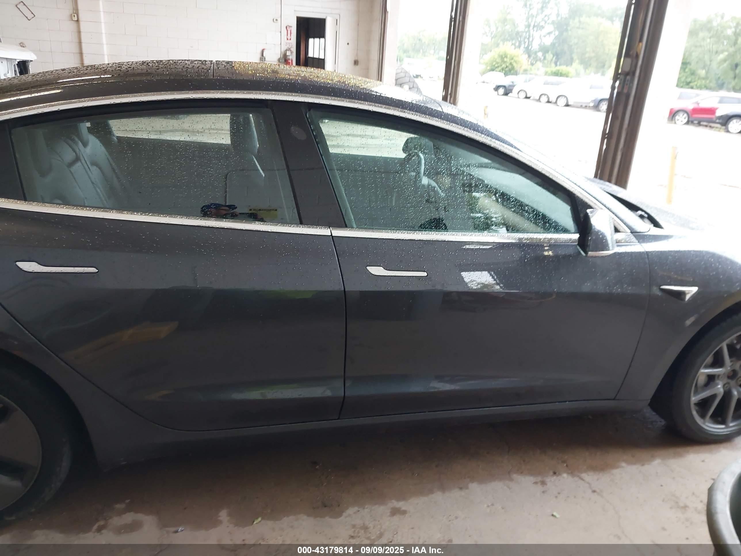 2018 Tesla Model 3 Long Range/performance Серый vin: 5YJ3E1EB0JF119149