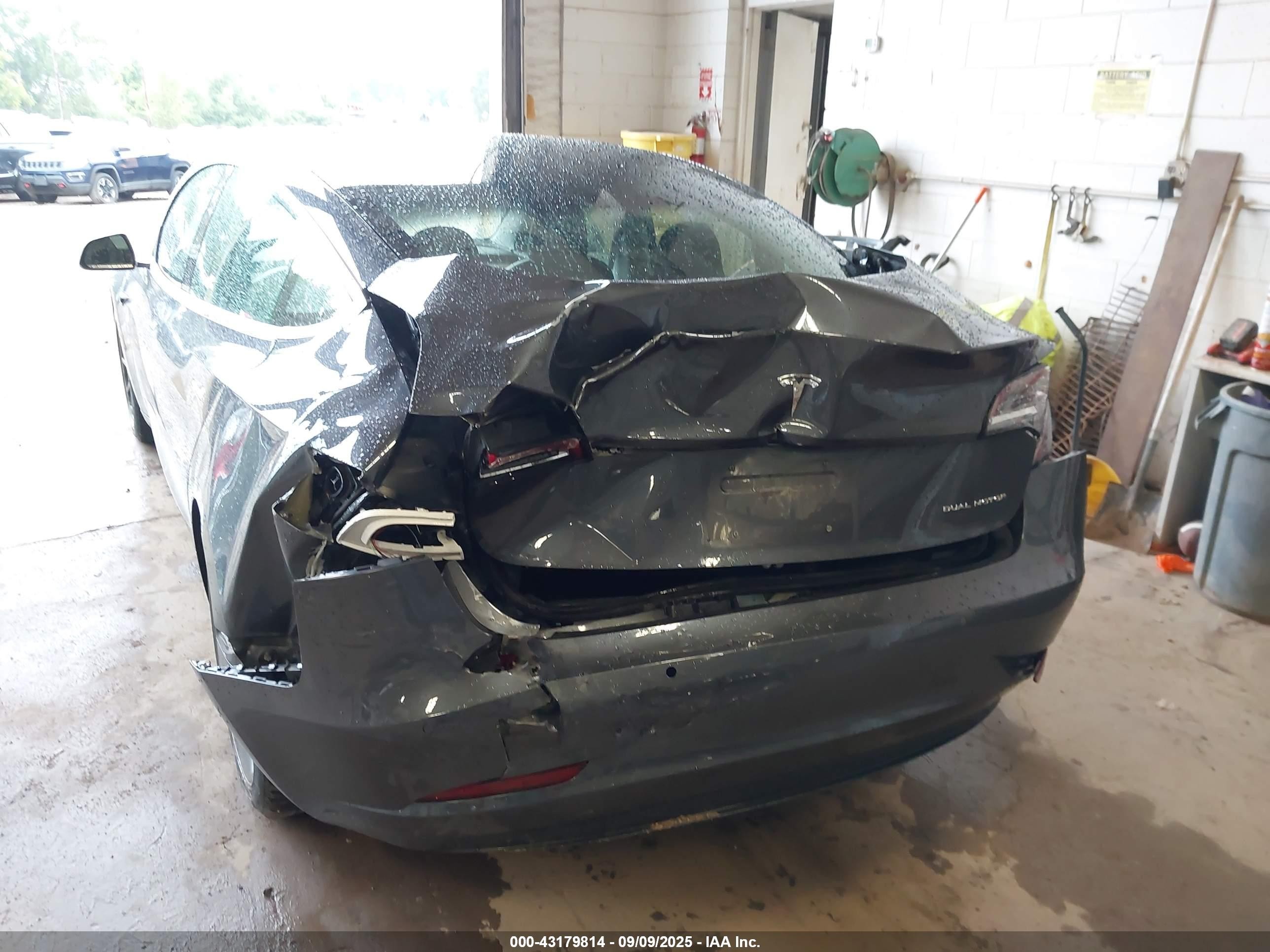 2018 Tesla Model 3 Long Range/performance Серый vin: 5YJ3E1EB0JF119149