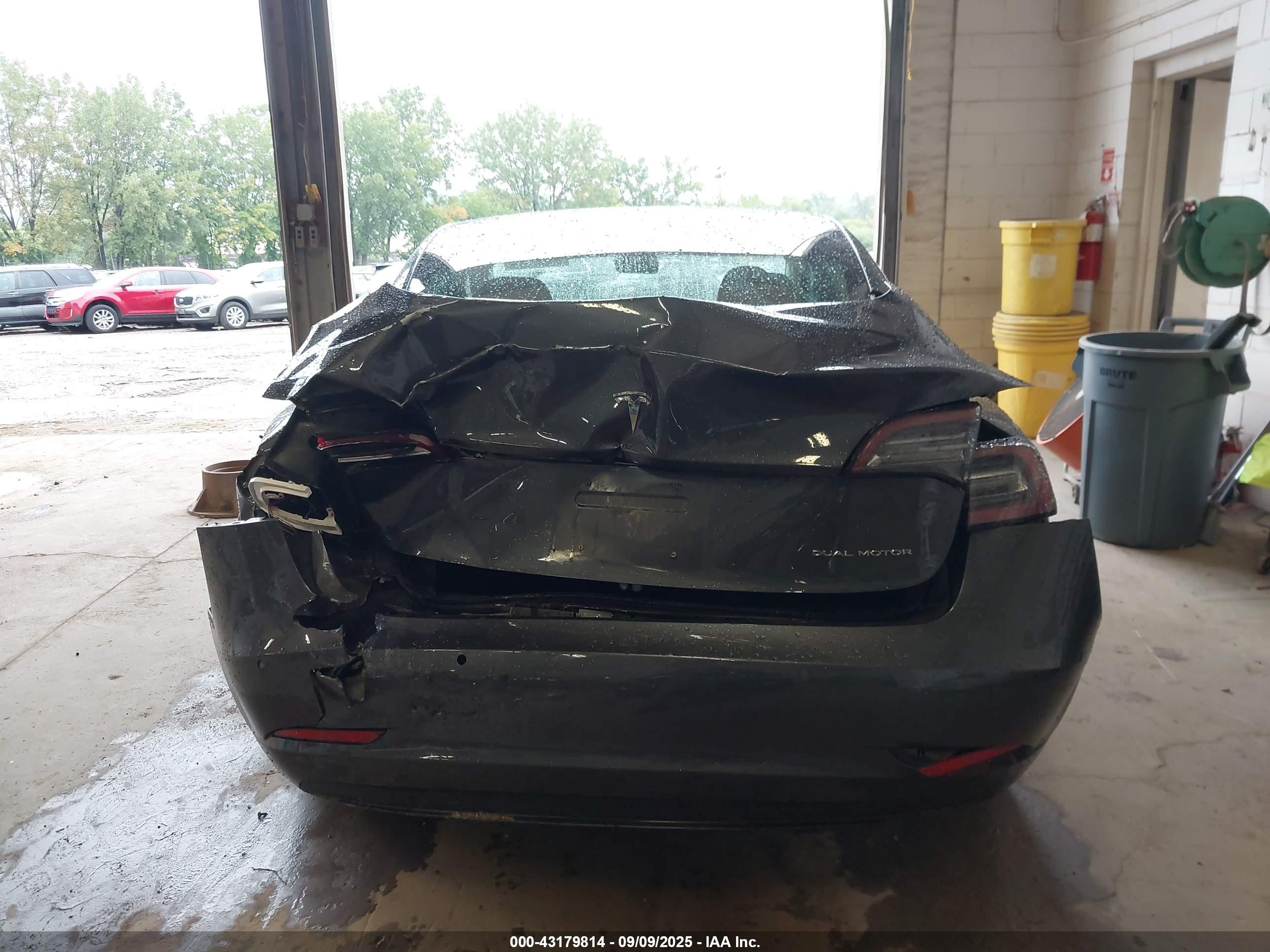 2018 Tesla Model 3 Long Range/performance Серый vin: 5YJ3E1EB0JF119149