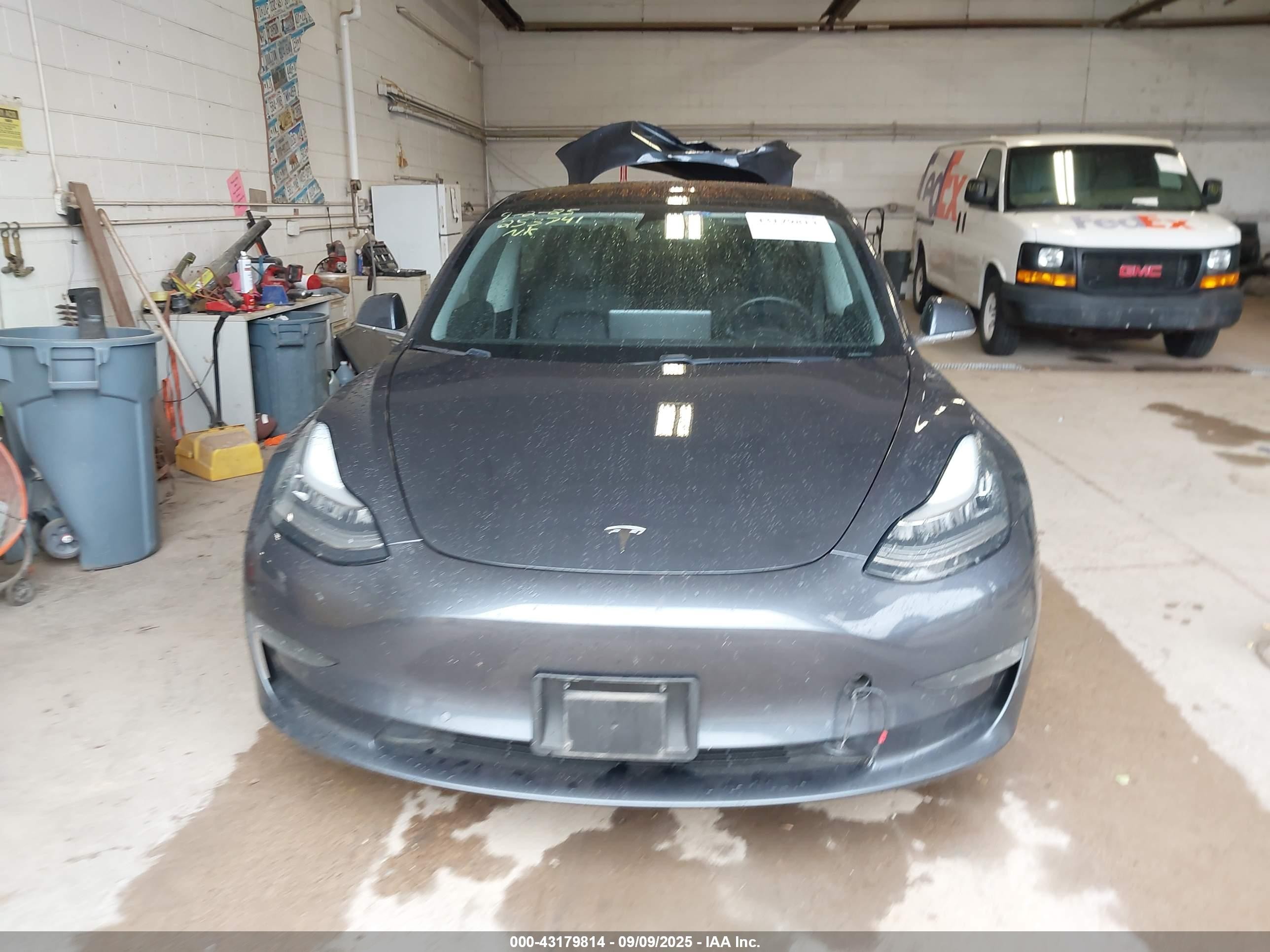 2018 Tesla Model 3 Long Range/performance Серый vin: 5YJ3E1EB0JF119149