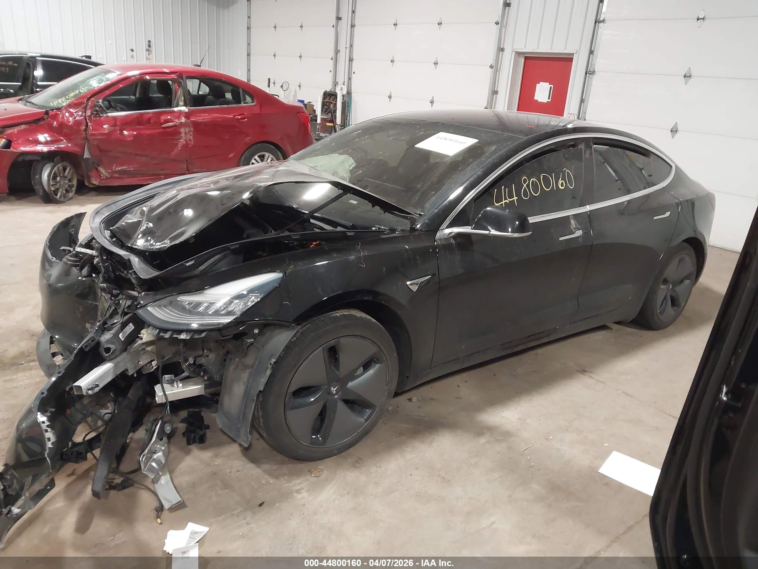2019 Tesla Model 3 Long Range/performance Черный vin: 5YJ3E1EB0KF193415
