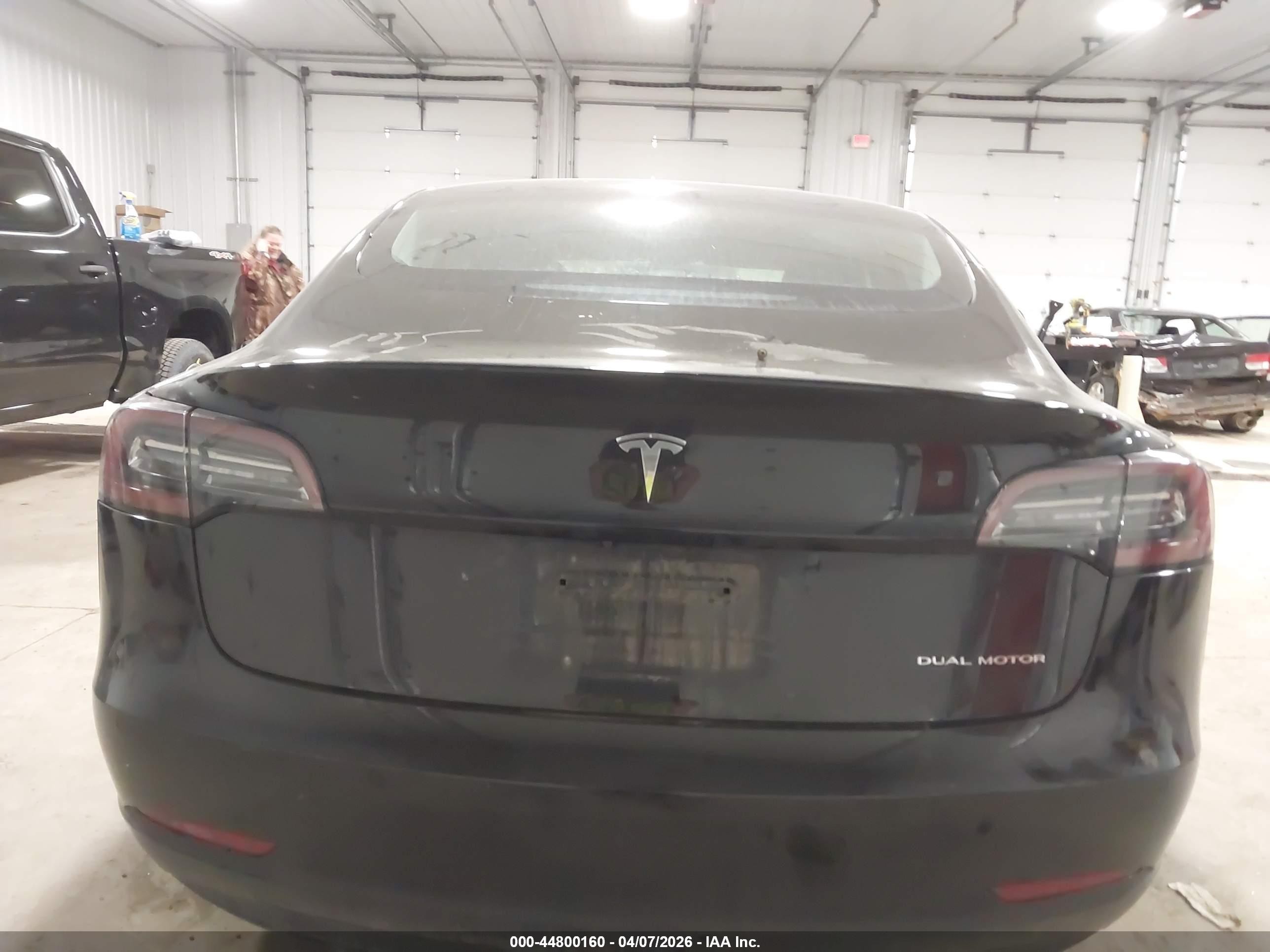 2019 Tesla Model 3 Long Range/performance Черный vin: 5YJ3E1EB0KF193415