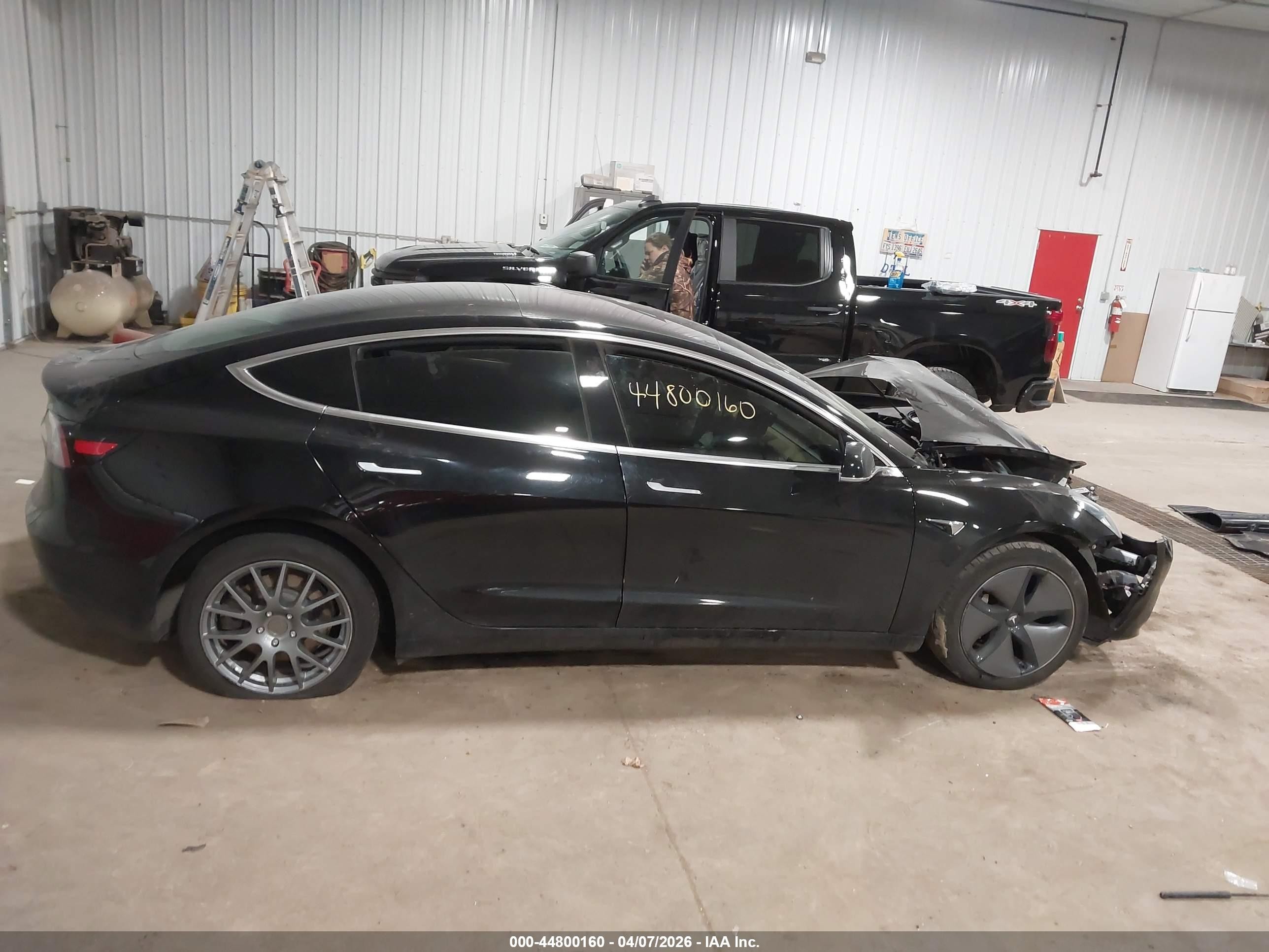 2019 Tesla Model 3 Long Range/performance Черный vin: 5YJ3E1EB0KF193415
