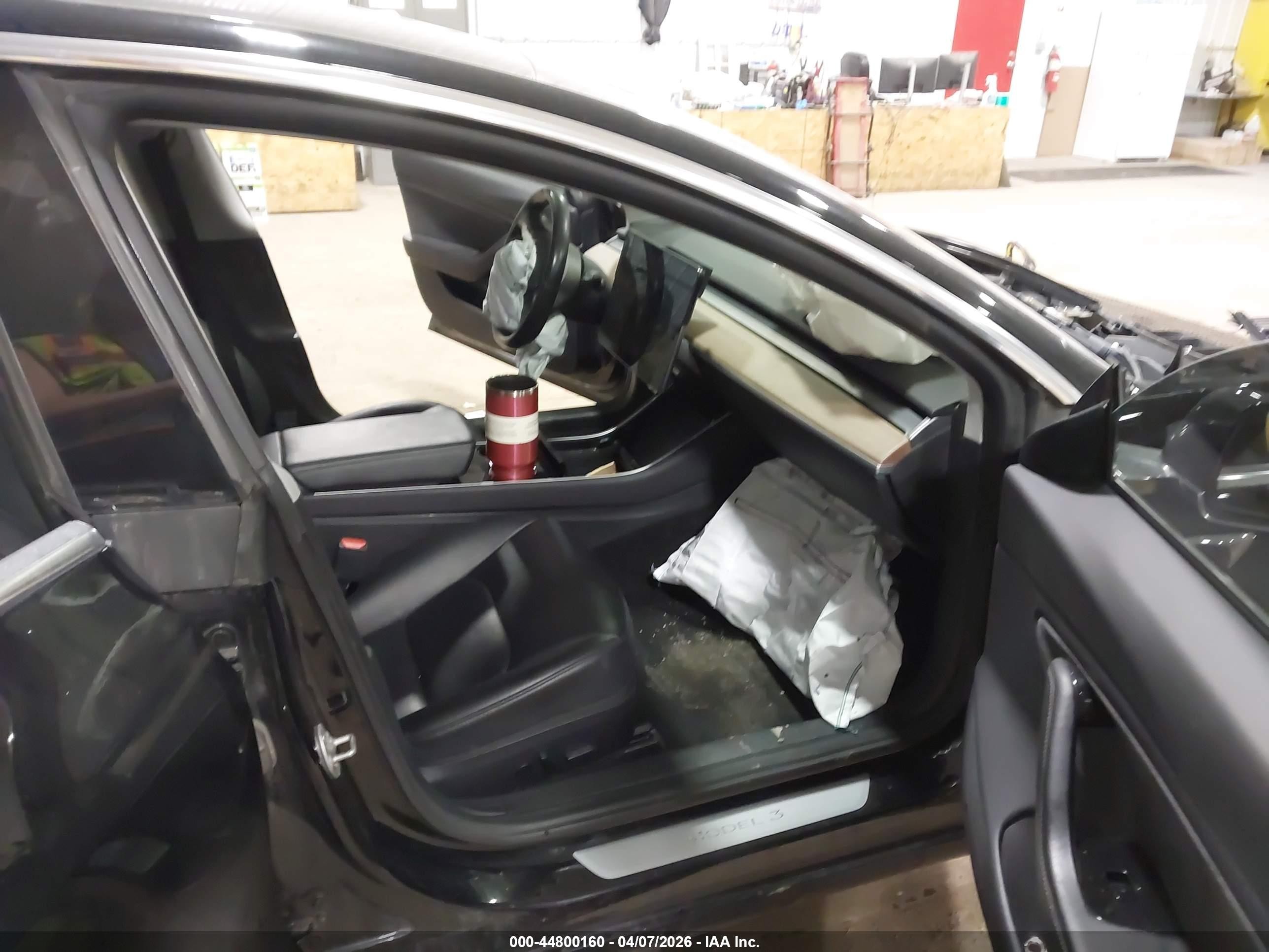 2019 Tesla Model 3 Long Range/performance Черный vin: 5YJ3E1EB0KF193415