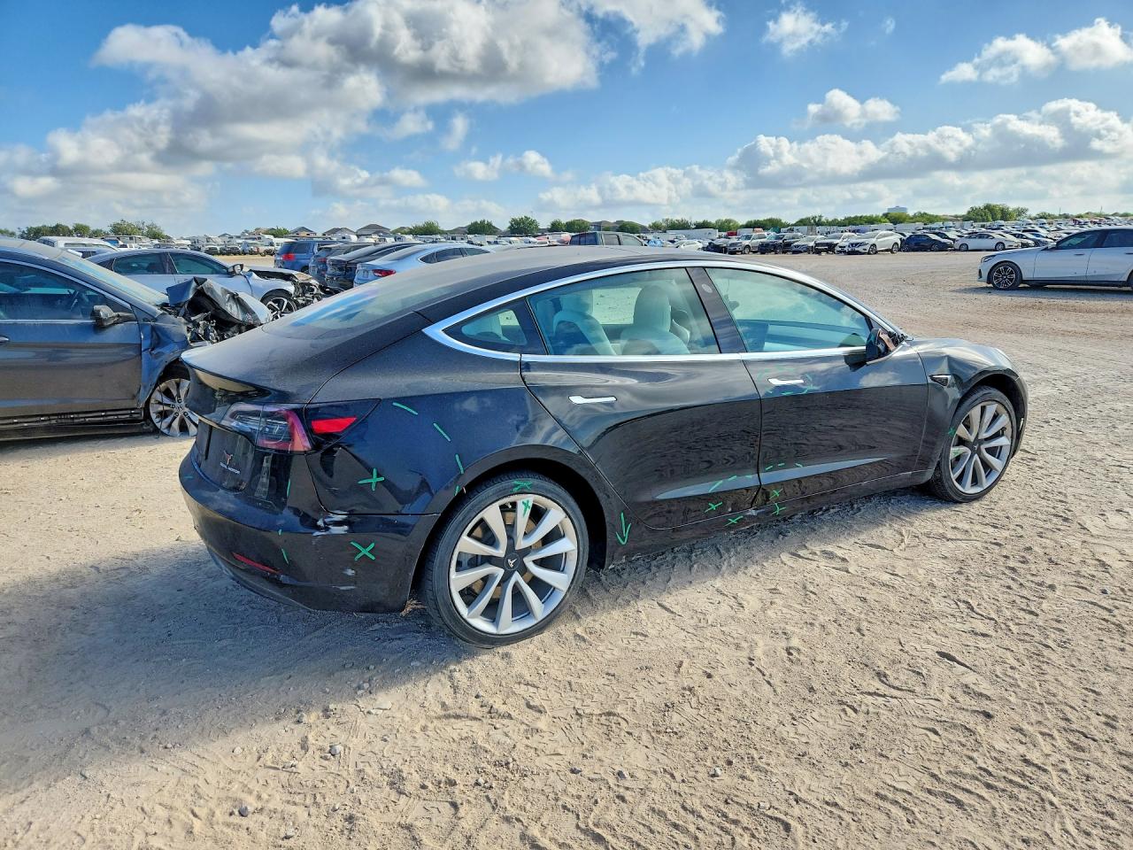 2019 Tesla Model 3 Black vin: 5YJ3E1EB0KF195617