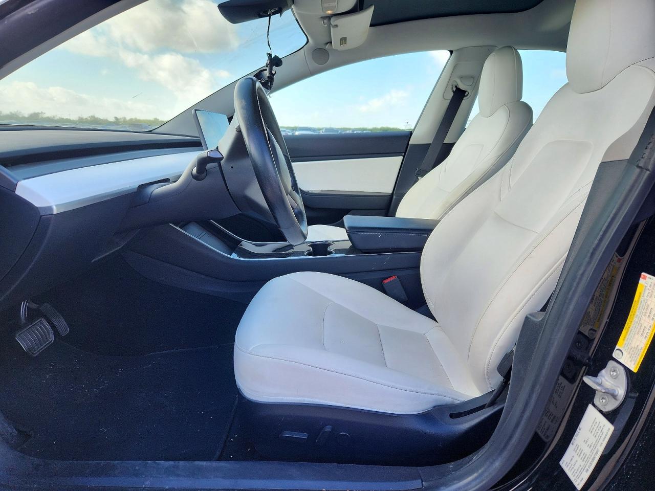 2019 Tesla Model 3 Black vin: 5YJ3E1EB0KF195617