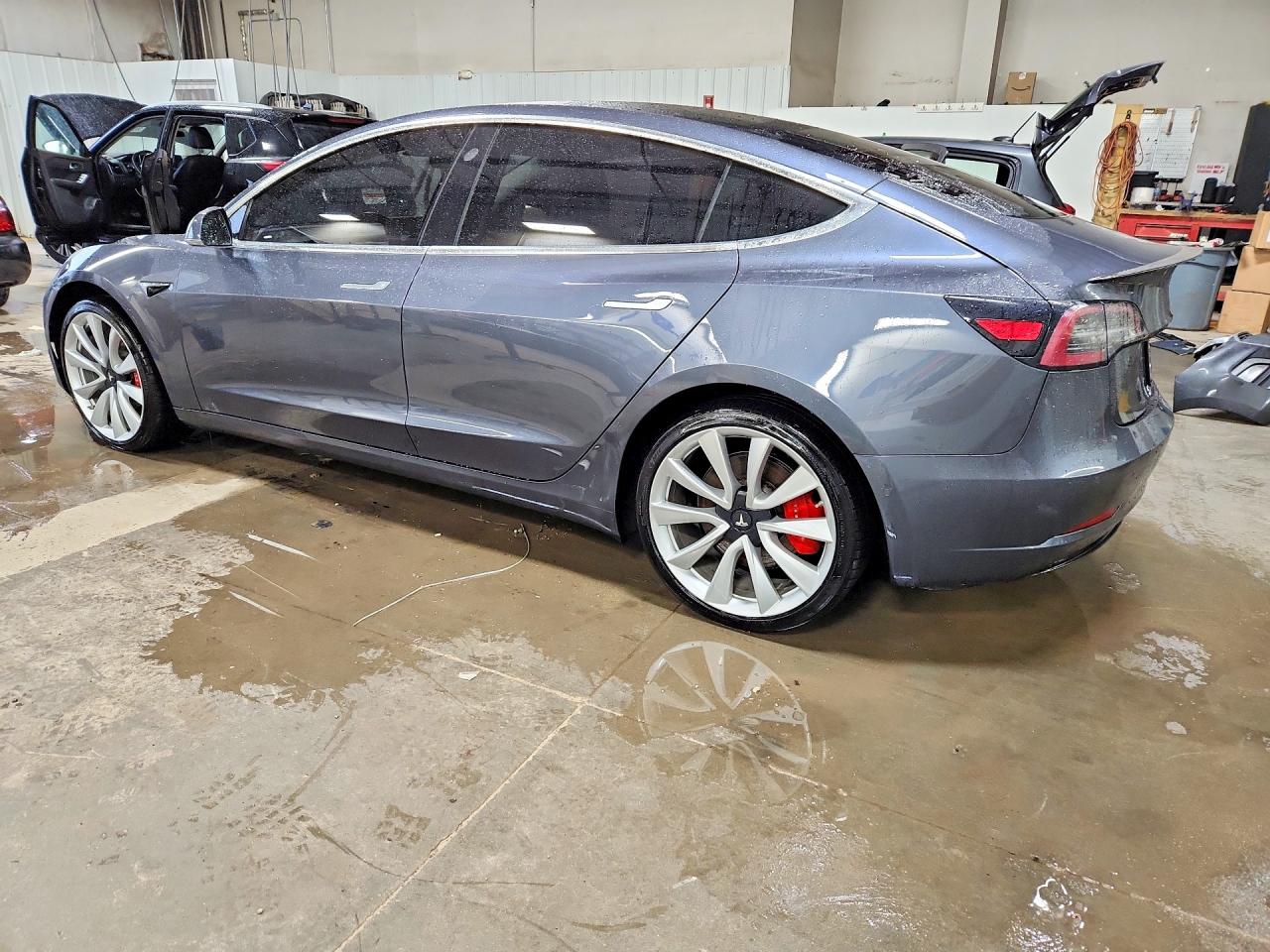 2019 Tesla Model 3 Gray vin: 5YJ3E1EB0KF413507