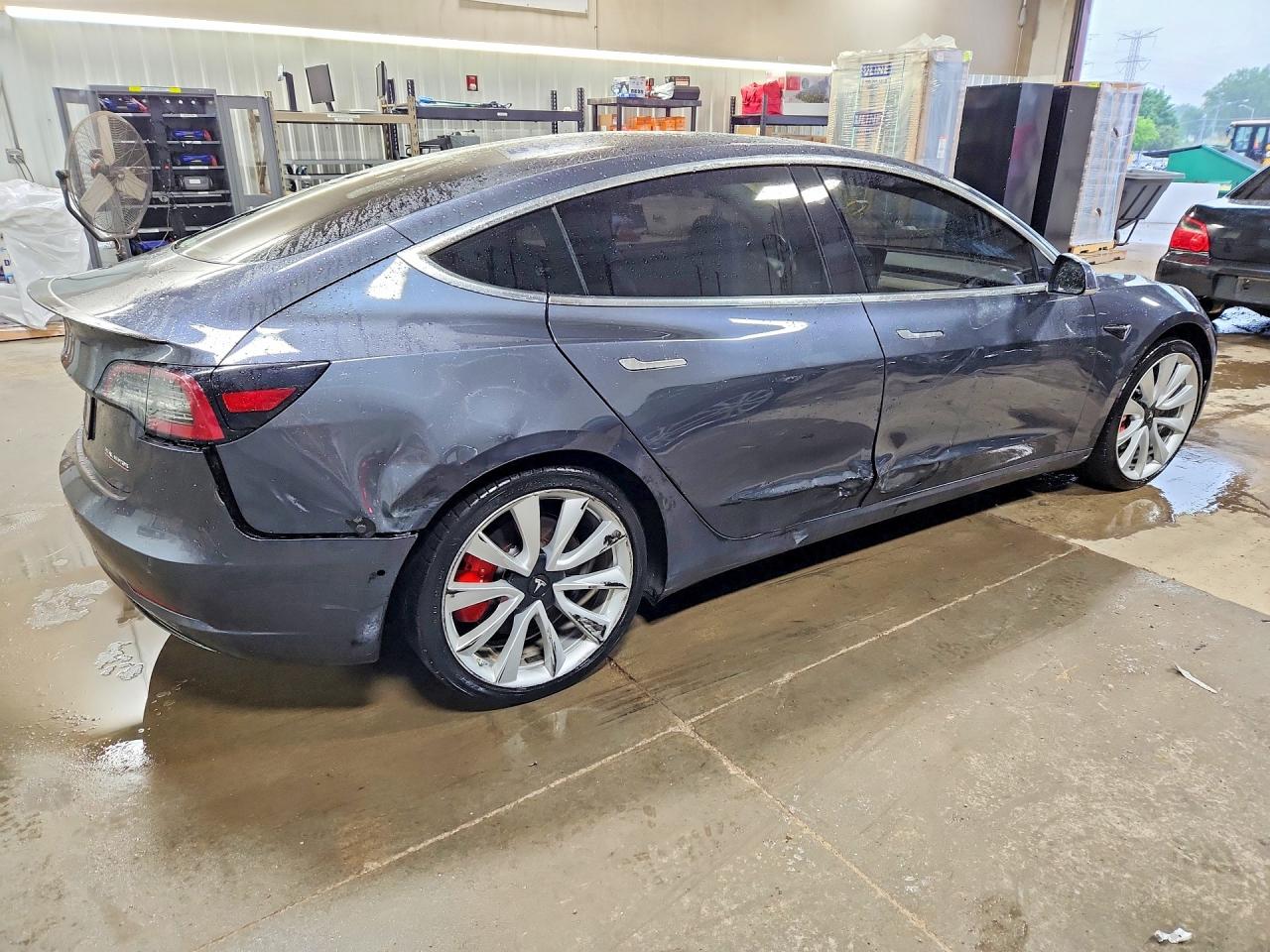 2019 Tesla Model 3 Gray vin: 5YJ3E1EB0KF413507
