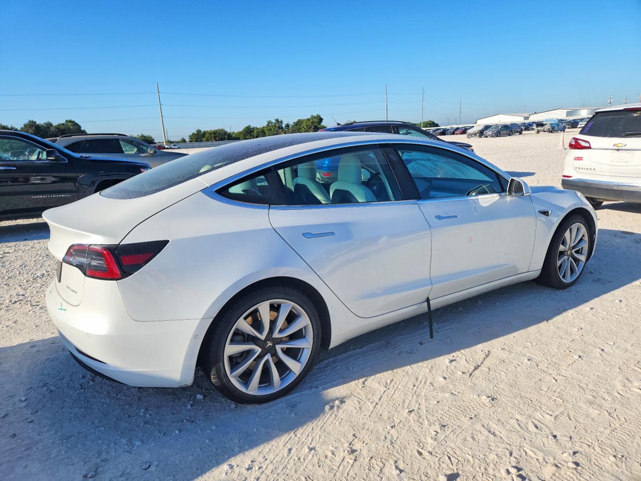 2020 Tesla Model 3 White vin: 5YJ3E1EB0LF640343