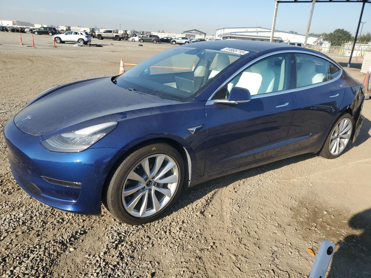 2018 Tesla Model 3 Синий vin: 5YJ3E1EB1JF135408