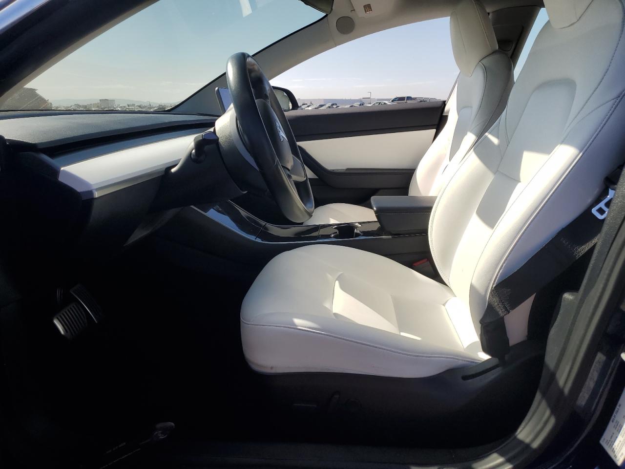 2018 Tesla Model 3 Синий vin: 5YJ3E1EB1JF135408