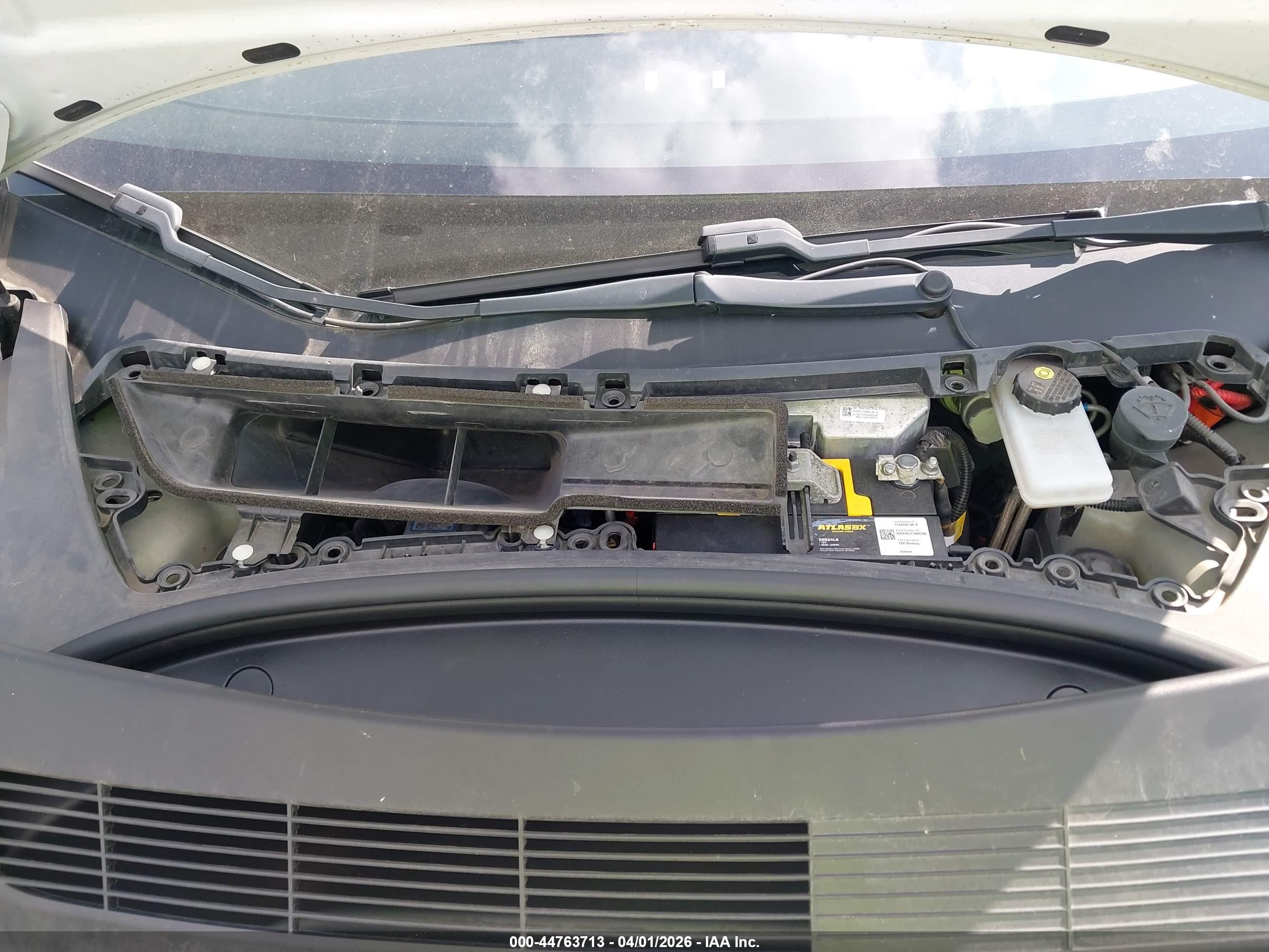 2019 Tesla Model 3 Long Range/performance Белый vin: 5YJ3E1EB1KF494016