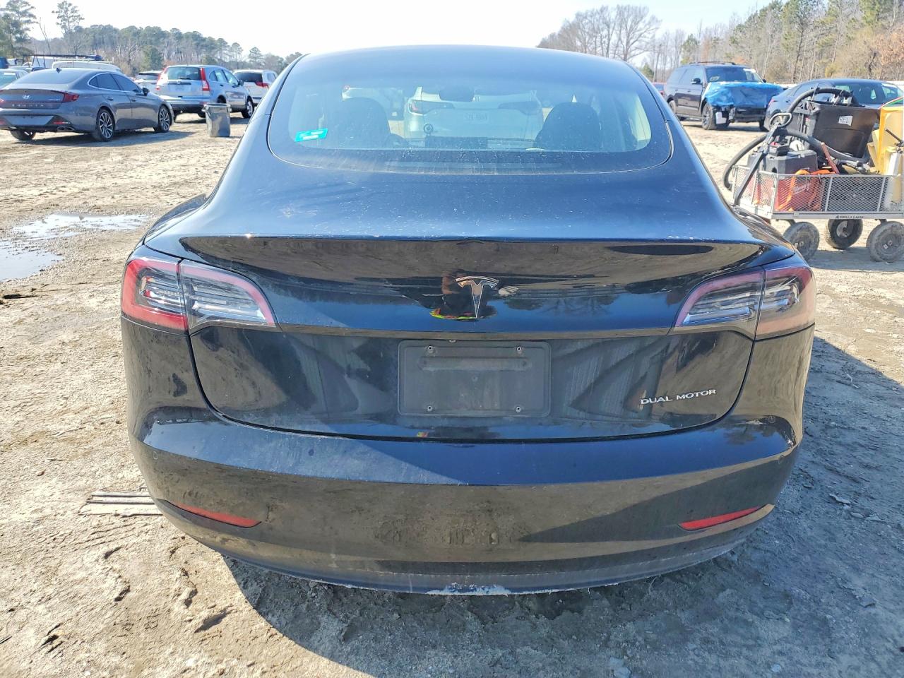 2019 Tesla Model 3 Черный vin: 5YJ3E1EB1KF497031