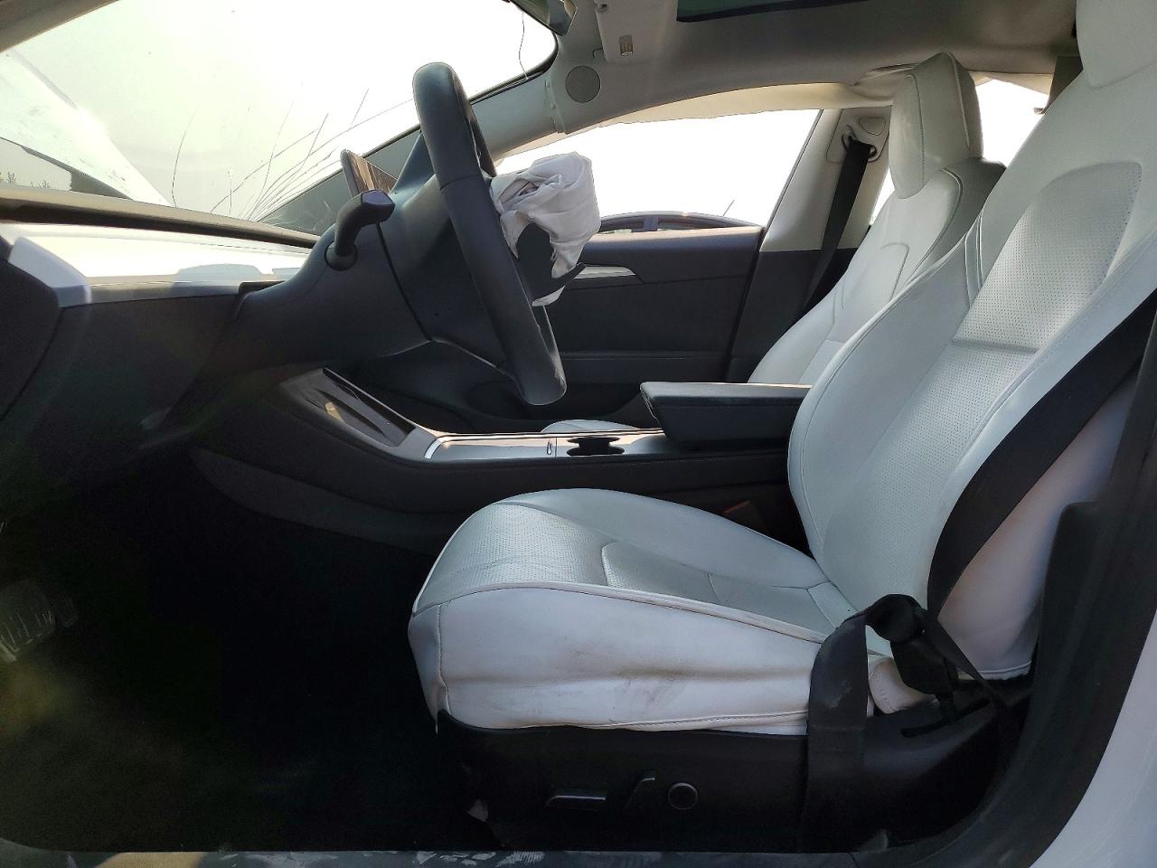 2022 Tesla Model 3 White vin: 5YJ3E1EB1NF343164