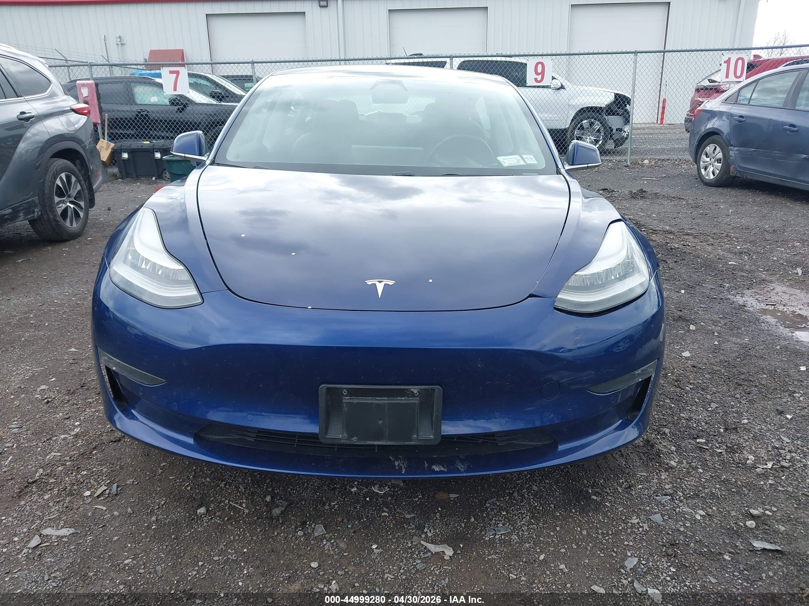 2018 Tesla Model 3 Long Range/performance Синий vin: 5YJ3E1EB3JF105083