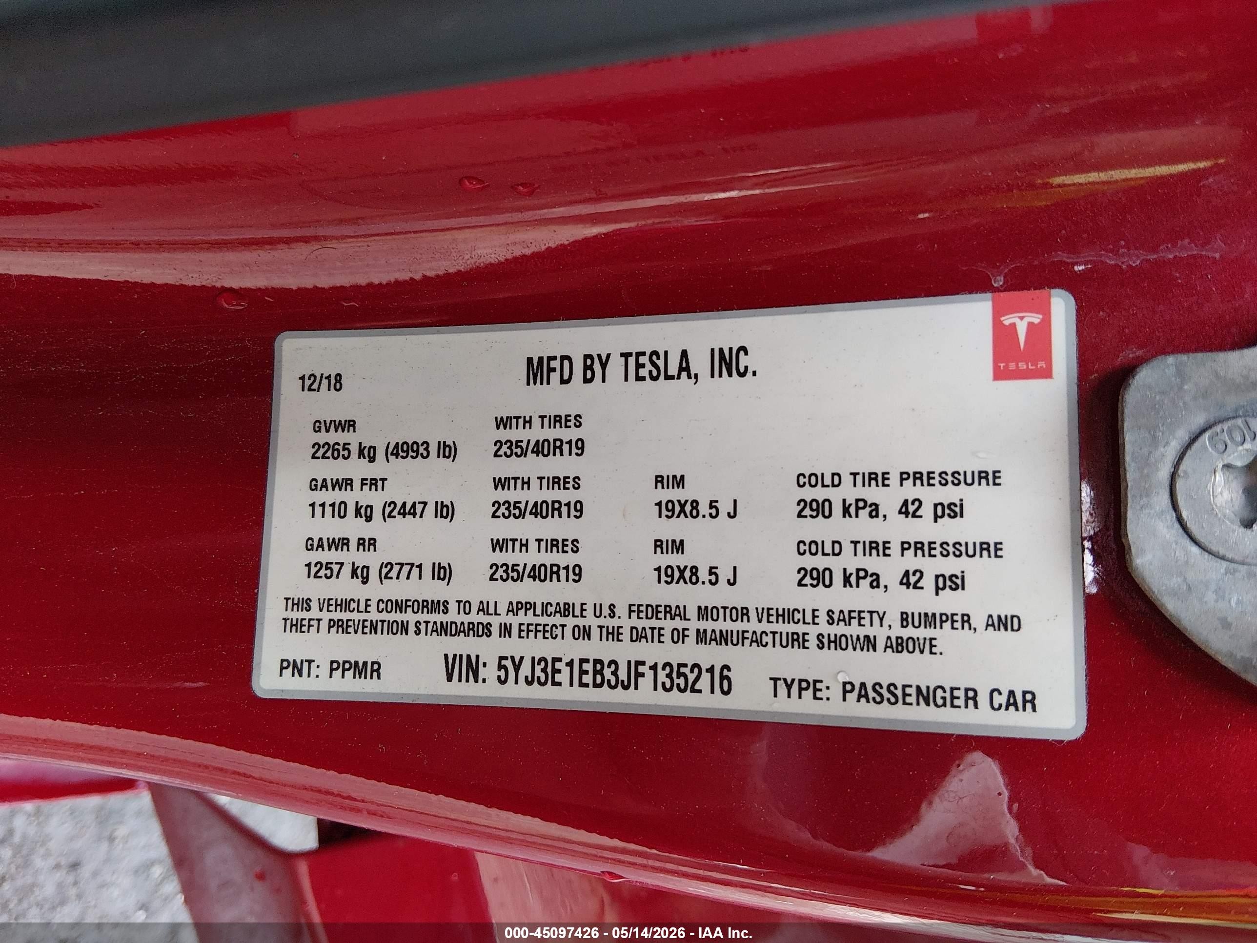 2018 Tesla Model 3 Long Range/performance Красный vin: 5YJ3E1EB3JF135216