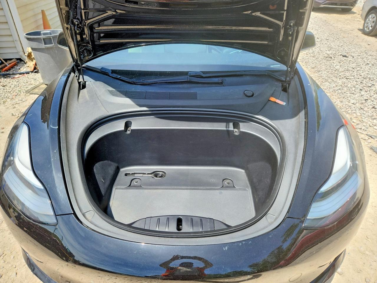 2020 Tesla Model 3 Черный vin: 5YJ3E1EB3LF639025