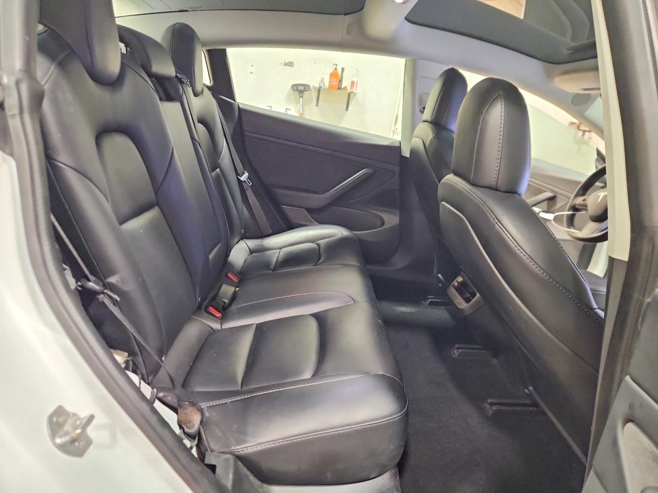 2020 Tesla Model 3 Белый vin: 5YJ3E1EB3LF793721